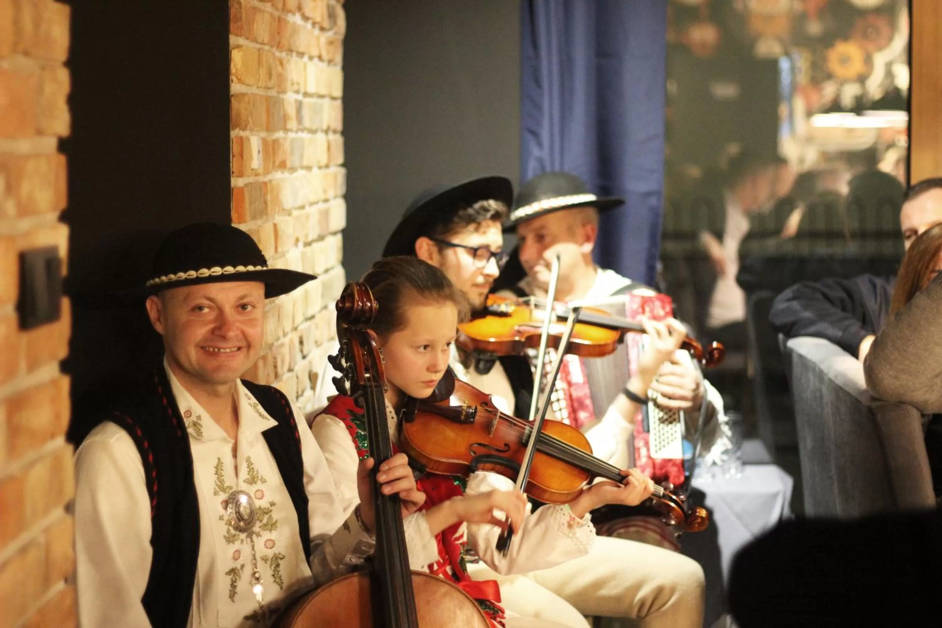 Restaurant/places to eat in Willa ŻeglarSki