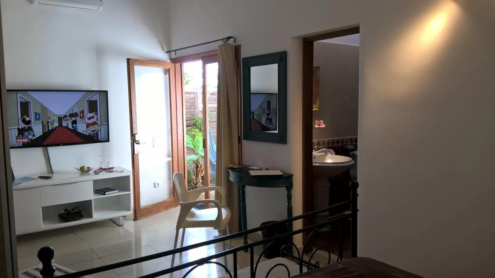 Photo of the whole room in Birdcage Gay Men Resort and Lifestyle Hotel