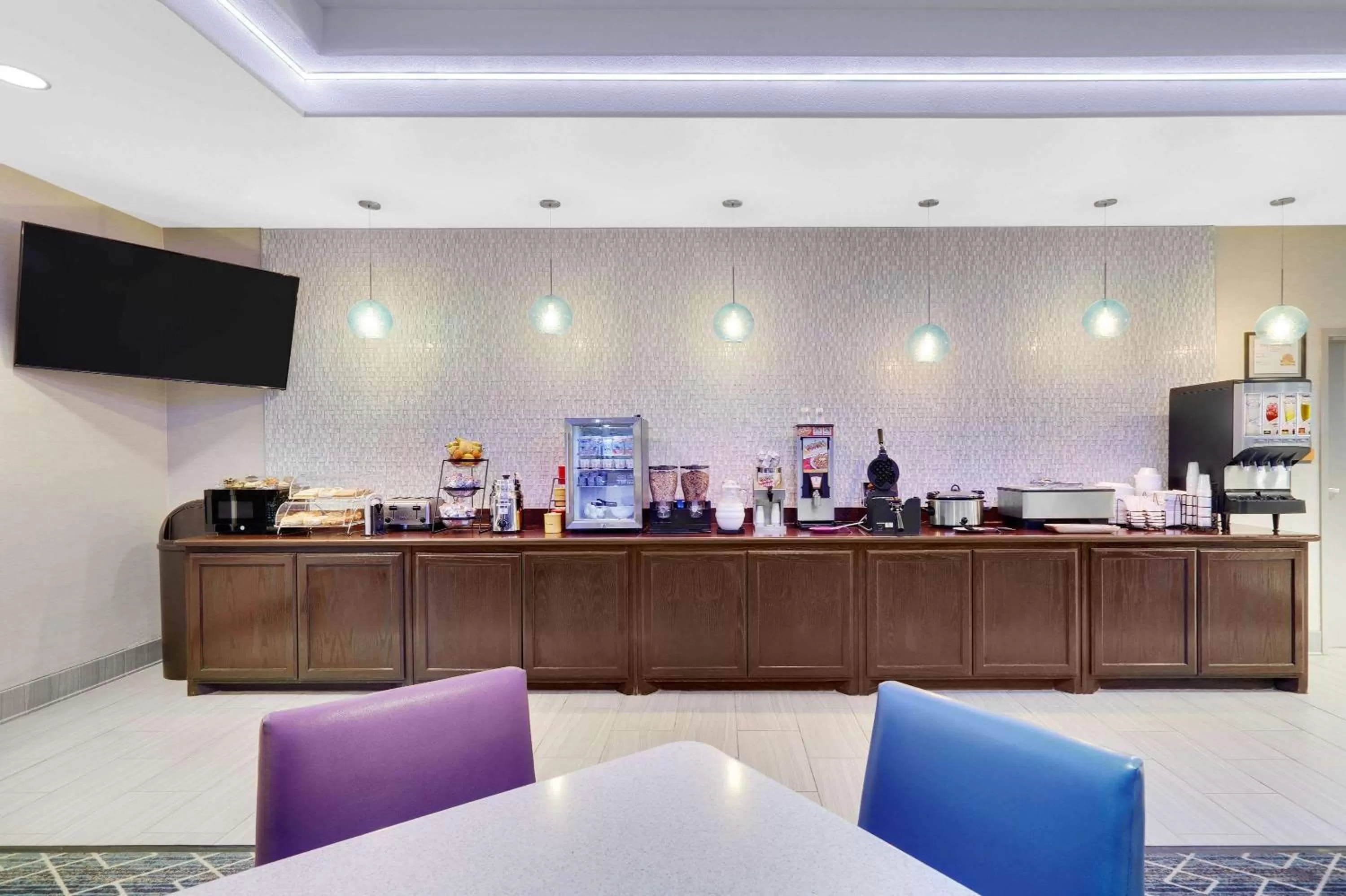 Restaurant/places to eat in La Quinta by Wyndham Big Spring