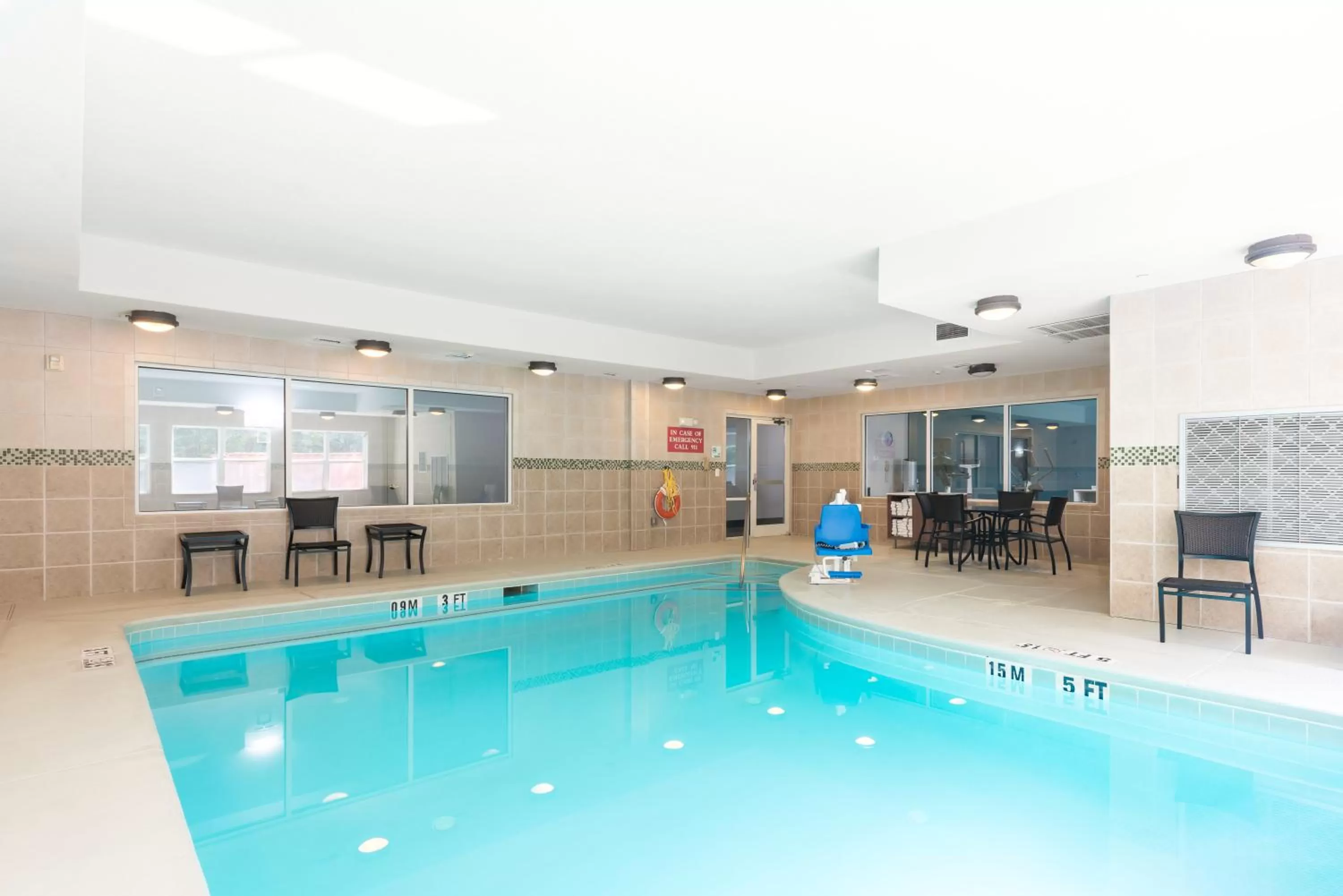Swimming pool in Holiday Inn Express Hotel & Suites Lagrange I-85 by IHG