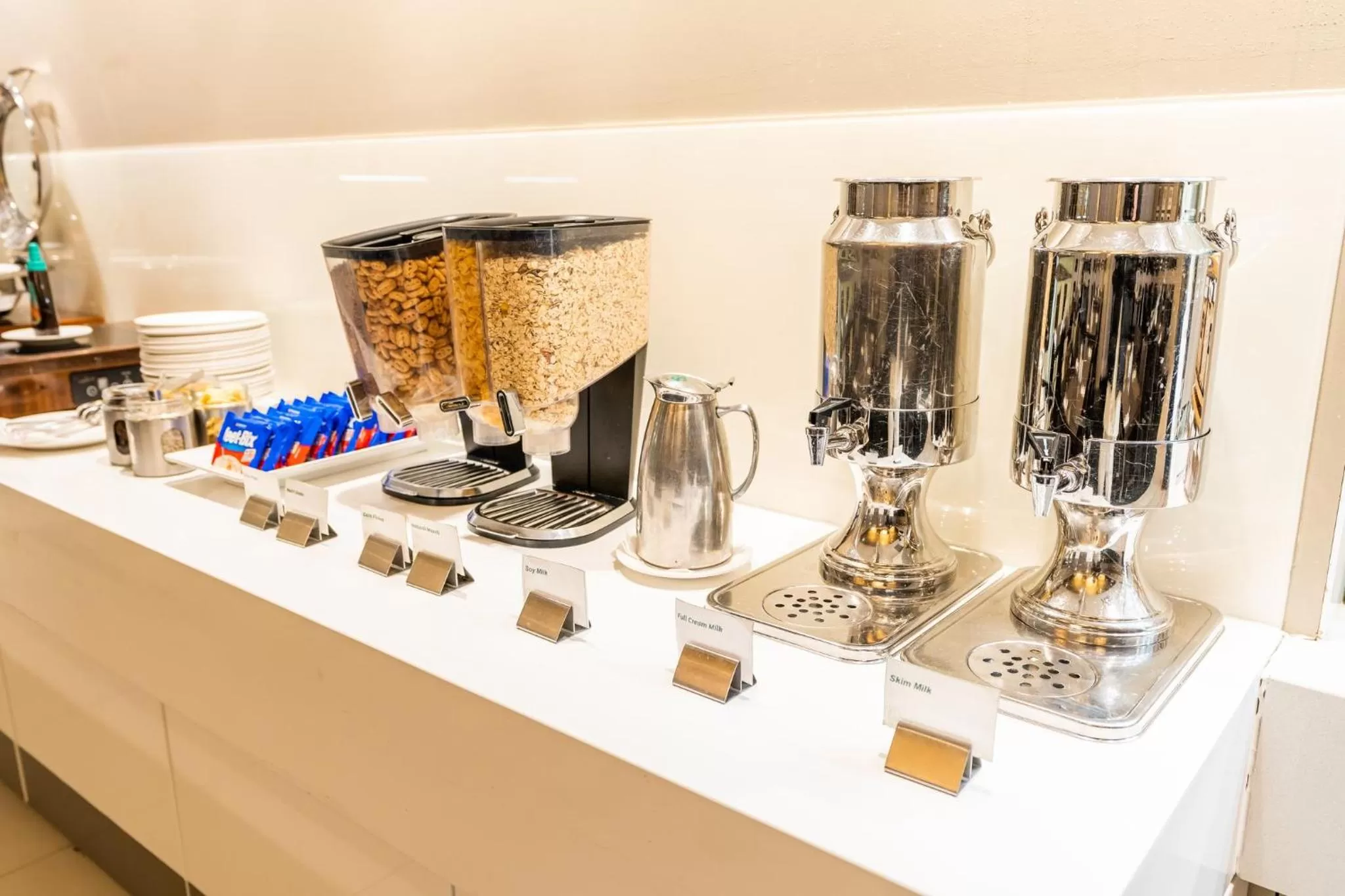 Restaurant/places to eat in Holiday Inn Parramatta by IHG