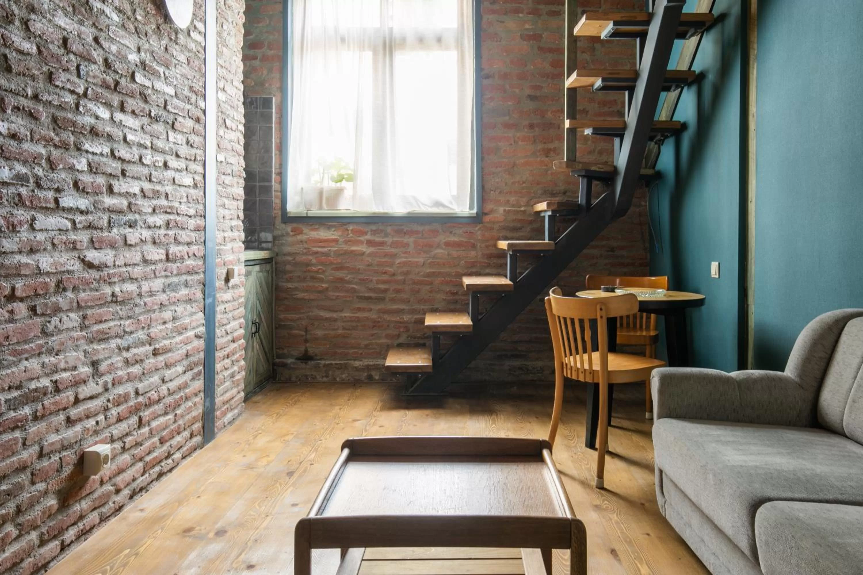 Photo of the whole room in 3 Heritage Rooms