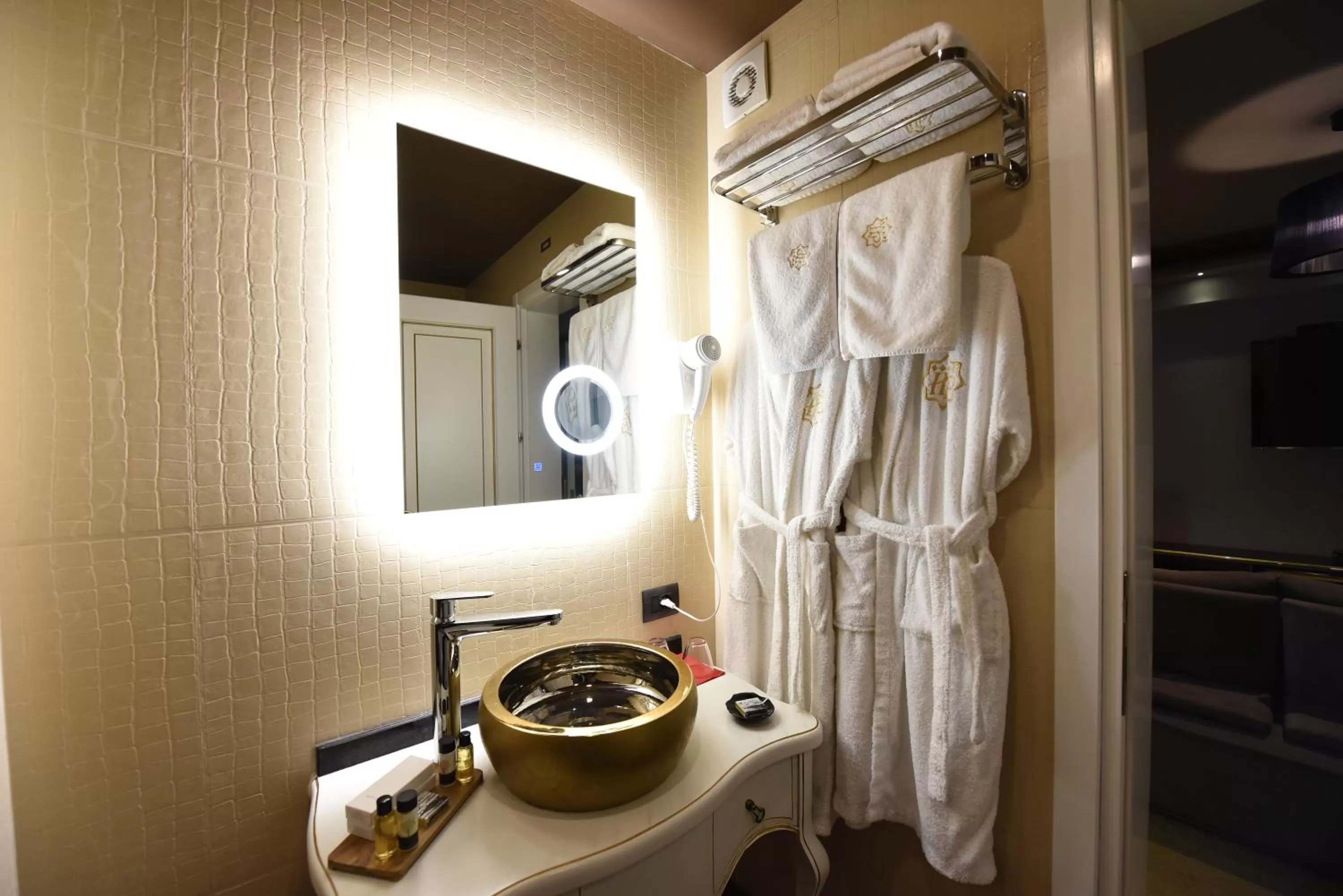 Bathroom in Hotel Hymeti's Palace