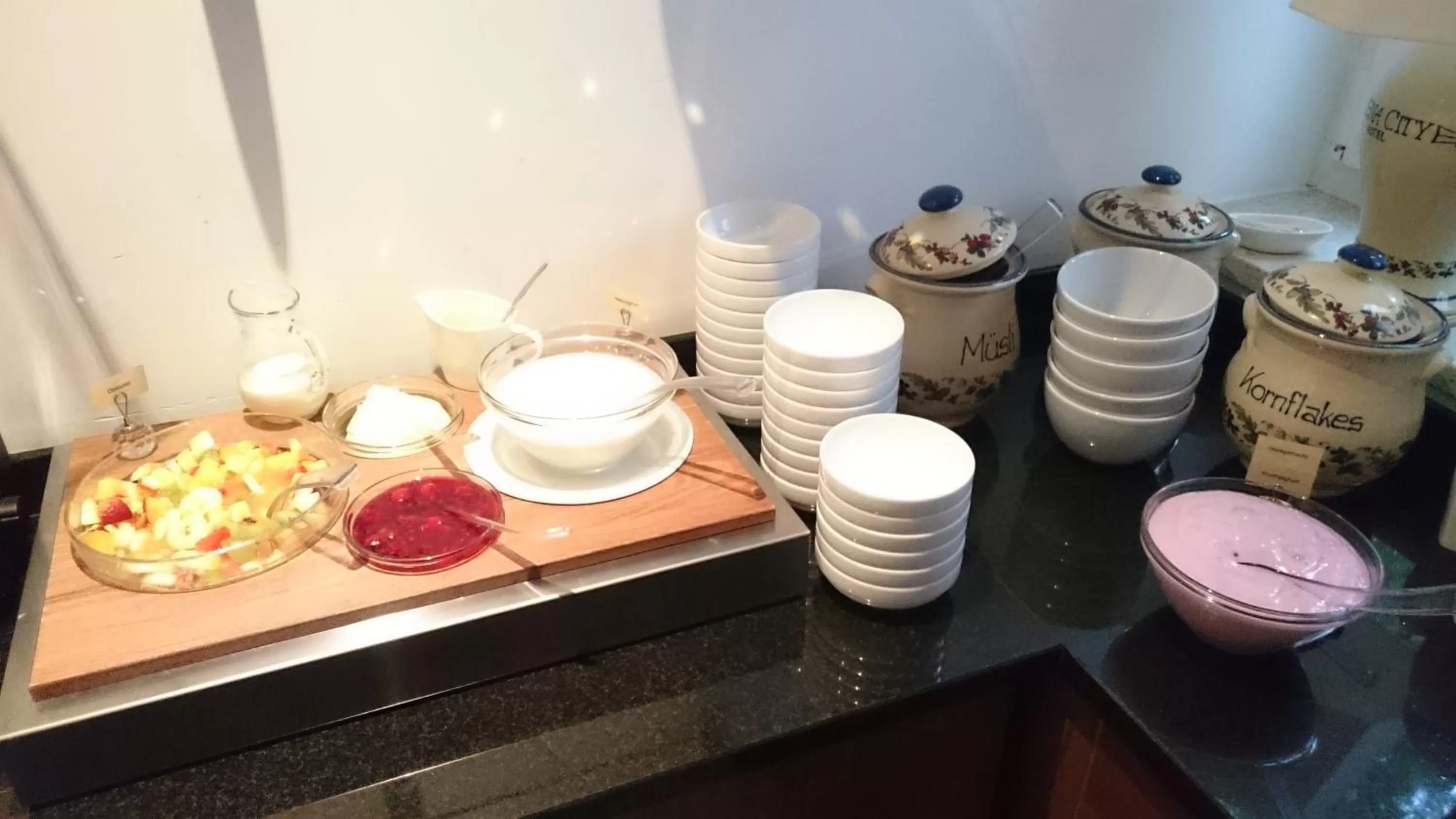 Breakfast in Hotel Arena City