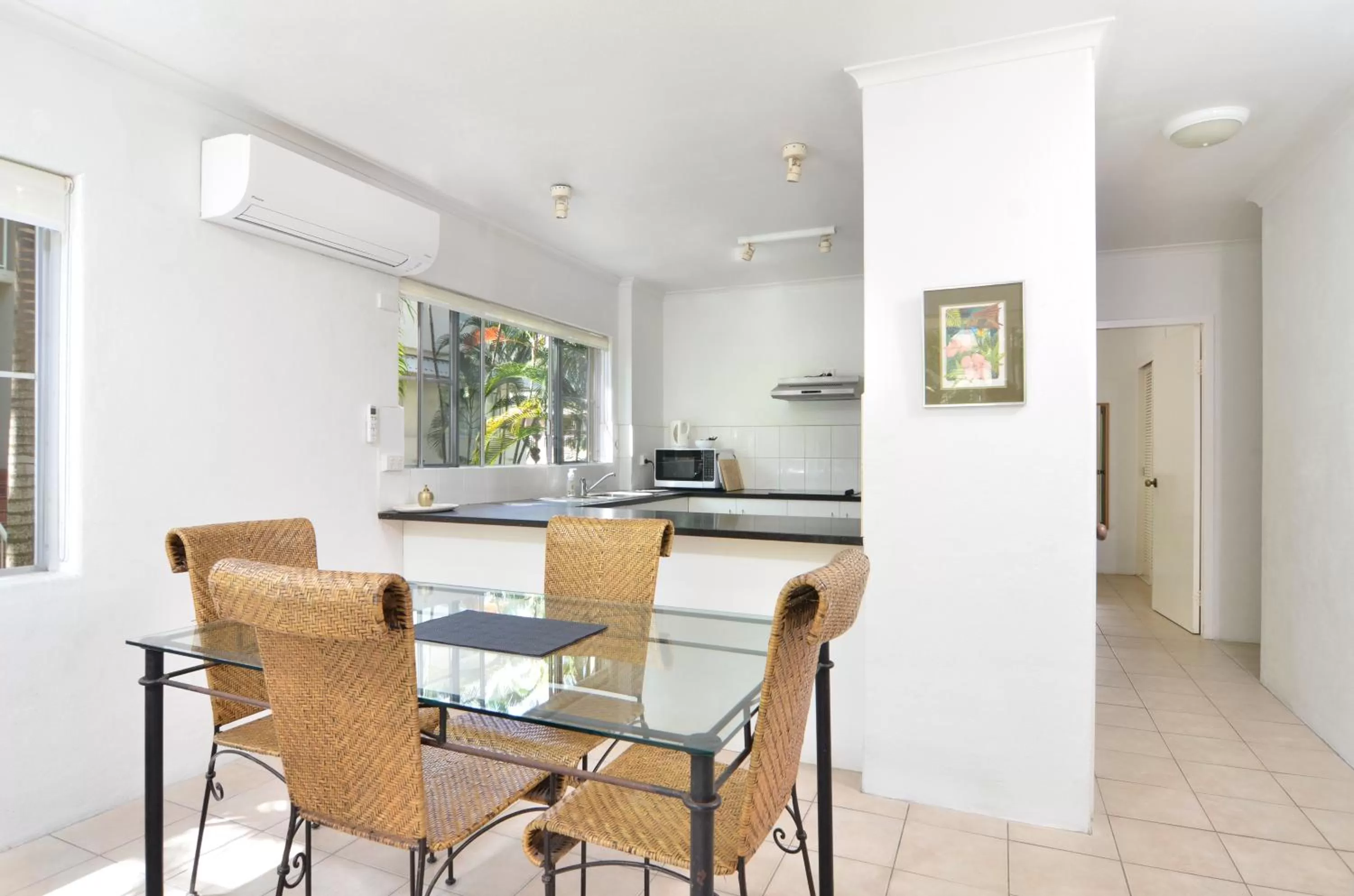 Kitchen or kitchenette in Driftwood Mantaray - Official Onsite Reception and Check In