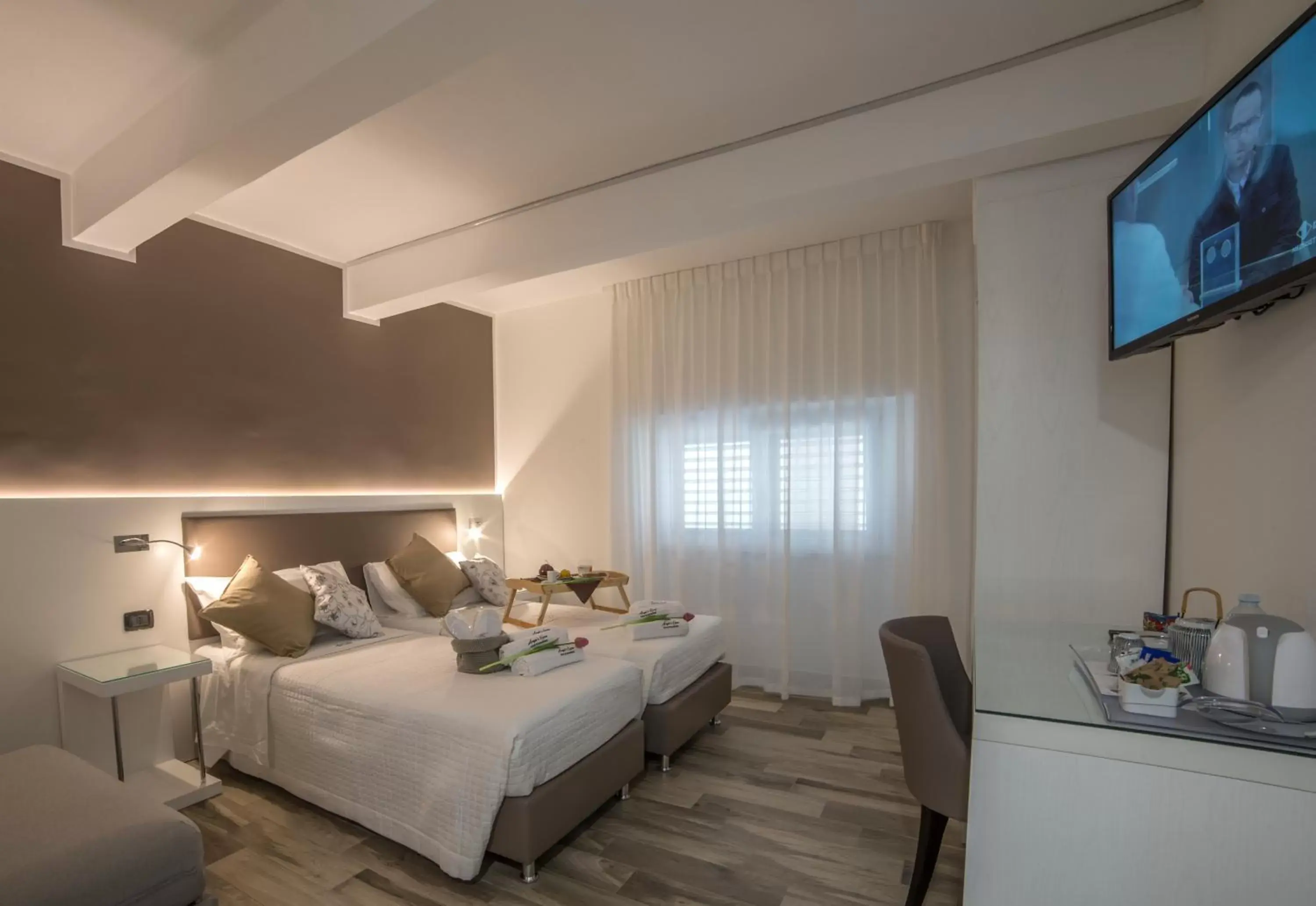 Deluxe Double or Twin Room in Angel's Care B&B Deluxe Double or Twin Room in Angel's Care B&B