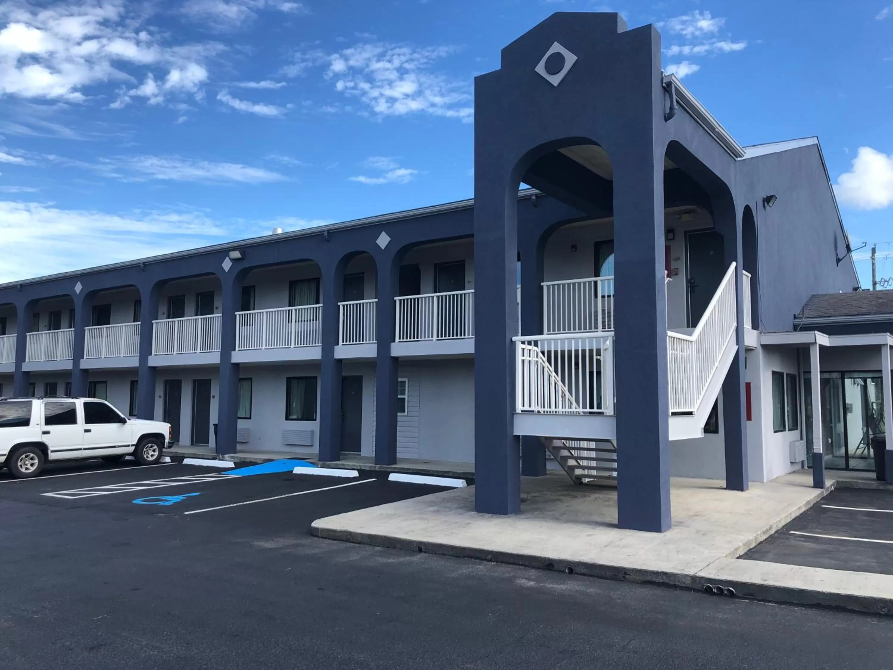 Property building in Budget Inn Timmonsville