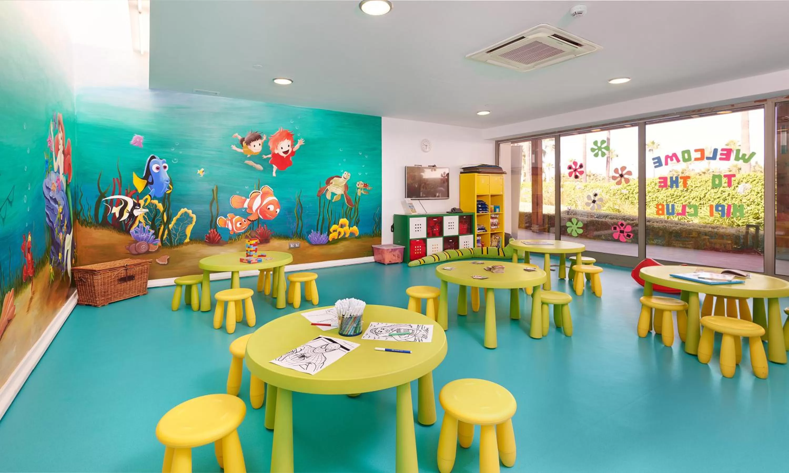 Kids's club in Hipotels Cala Millor Park