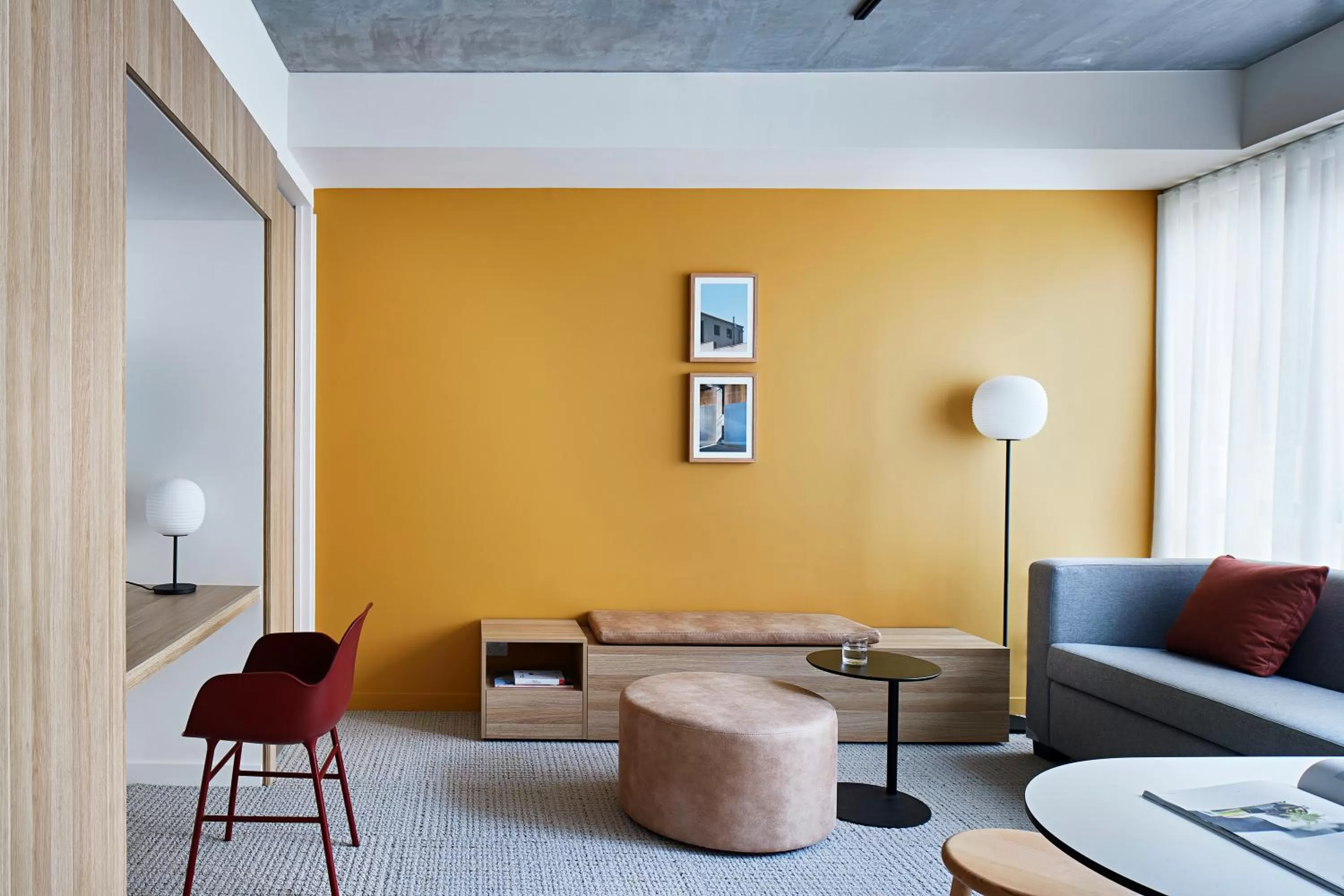 Living room in Lanbruk Richmond Hill