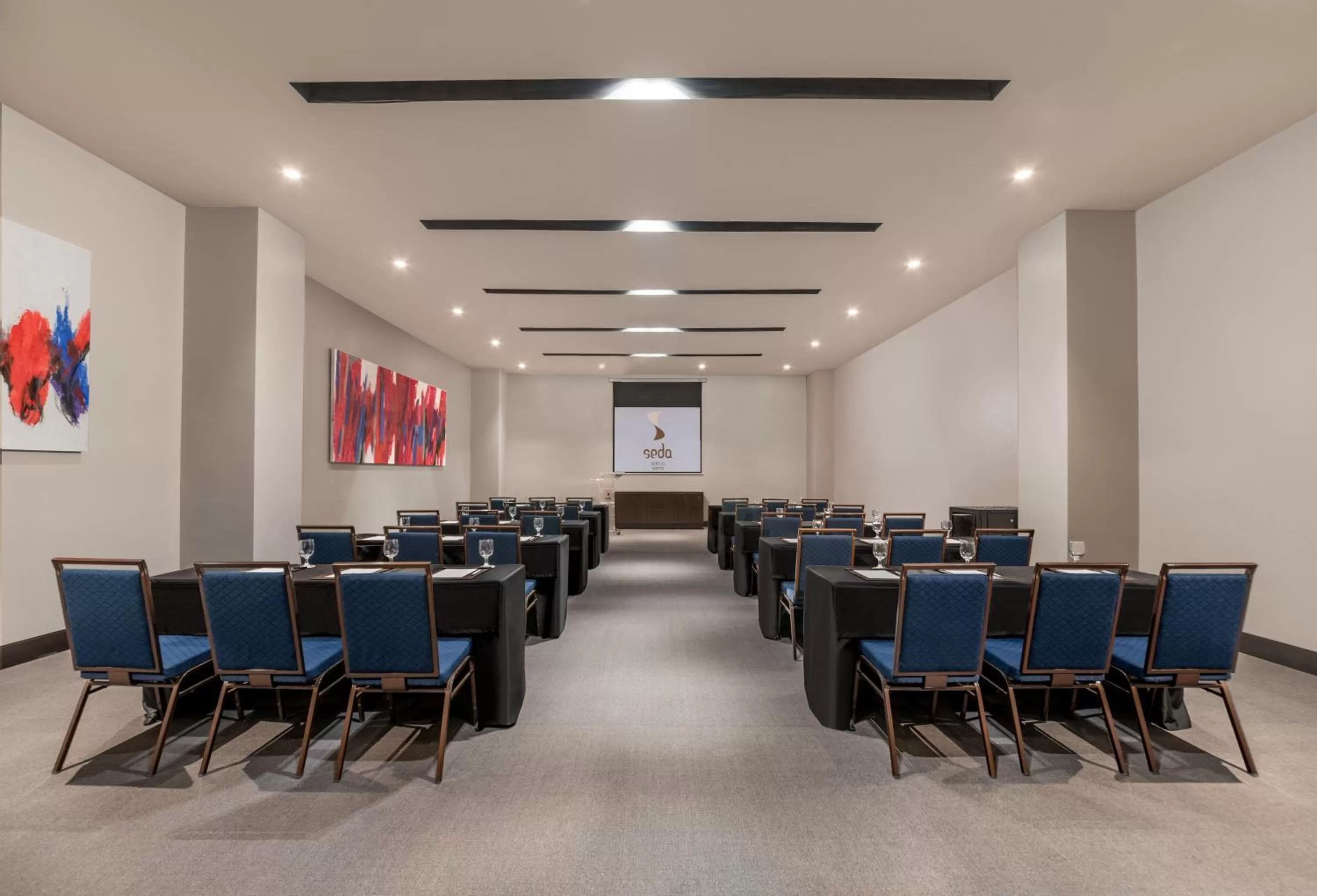 Business facilities in Seda Vertis North