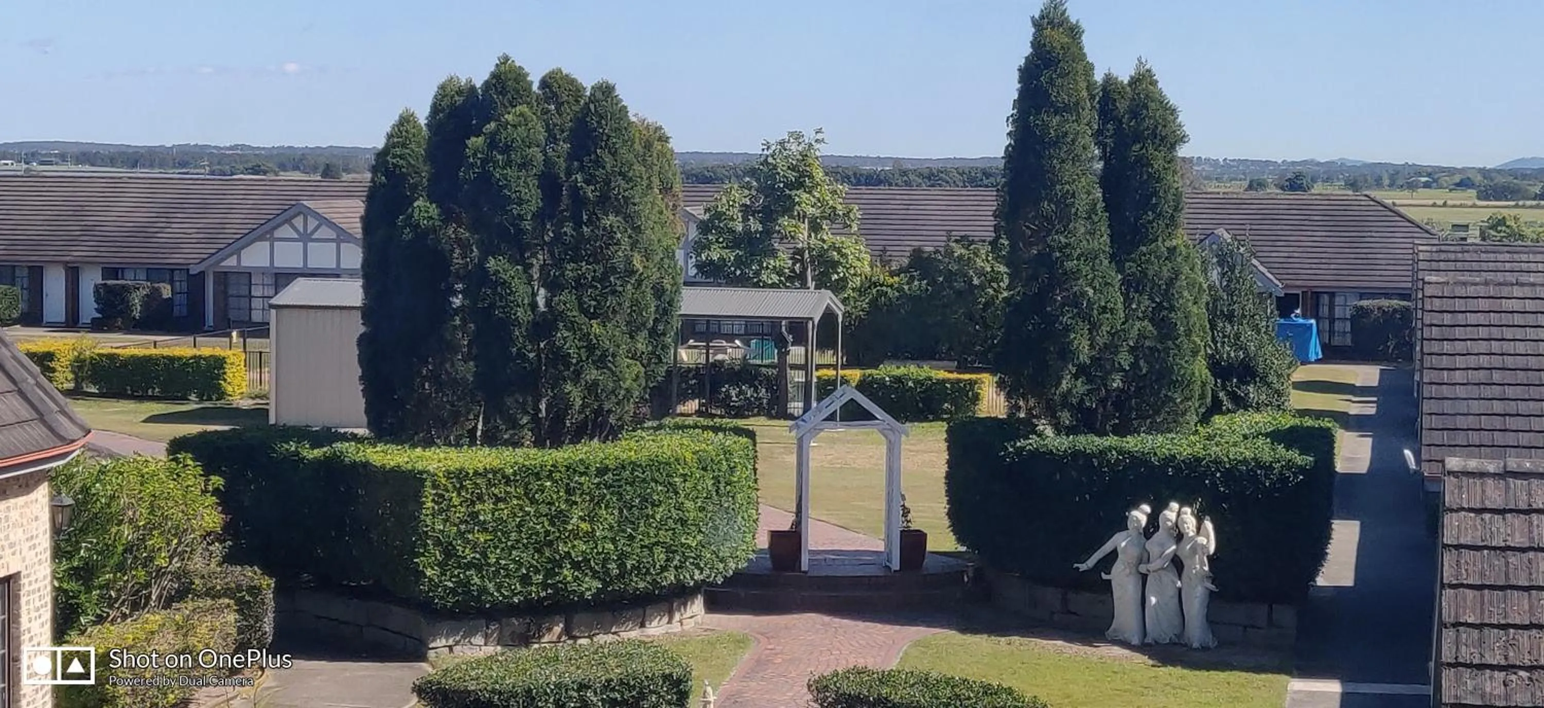 Garden view in Sir Francis Drake