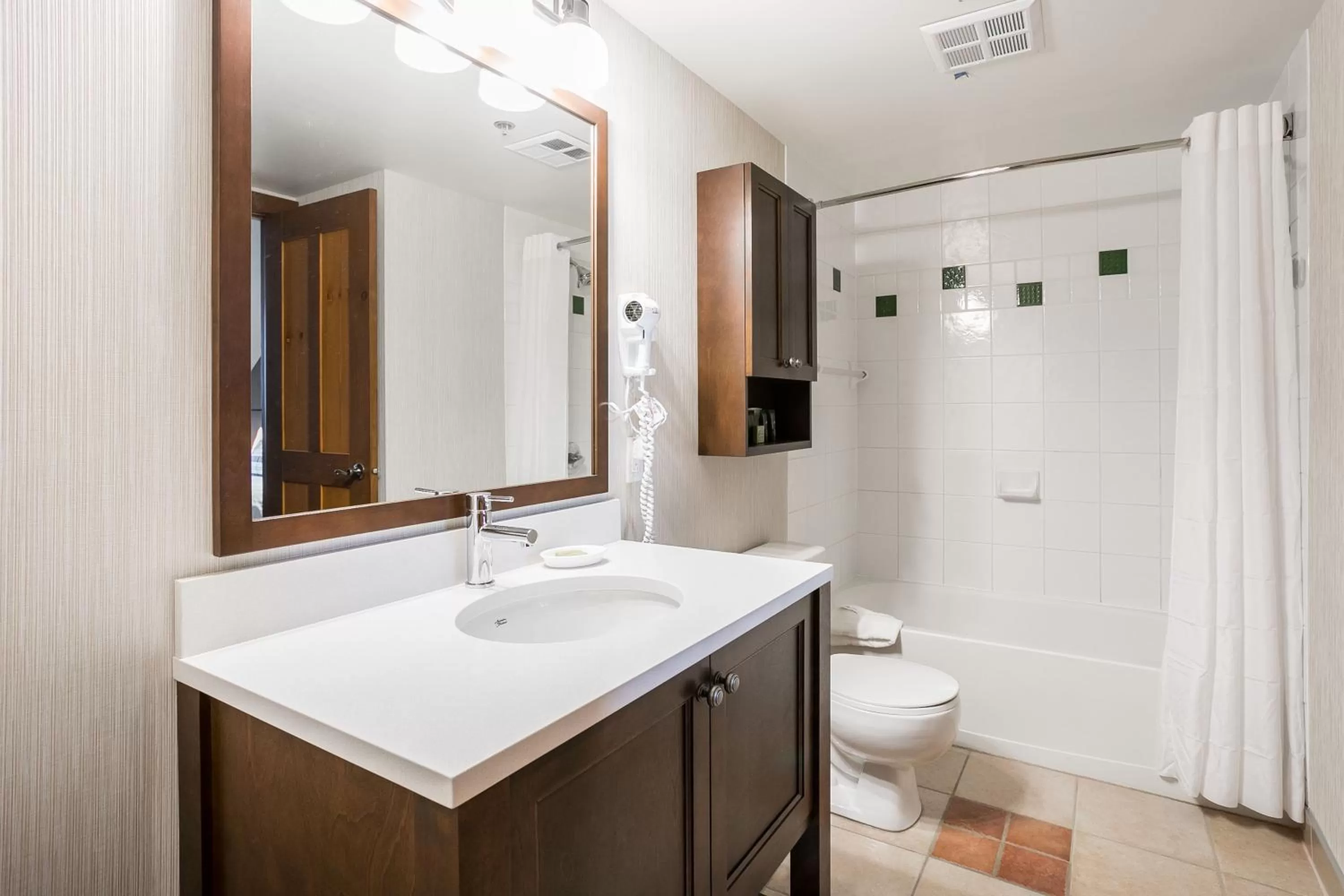 Bathroom in Tour des Voyageurs