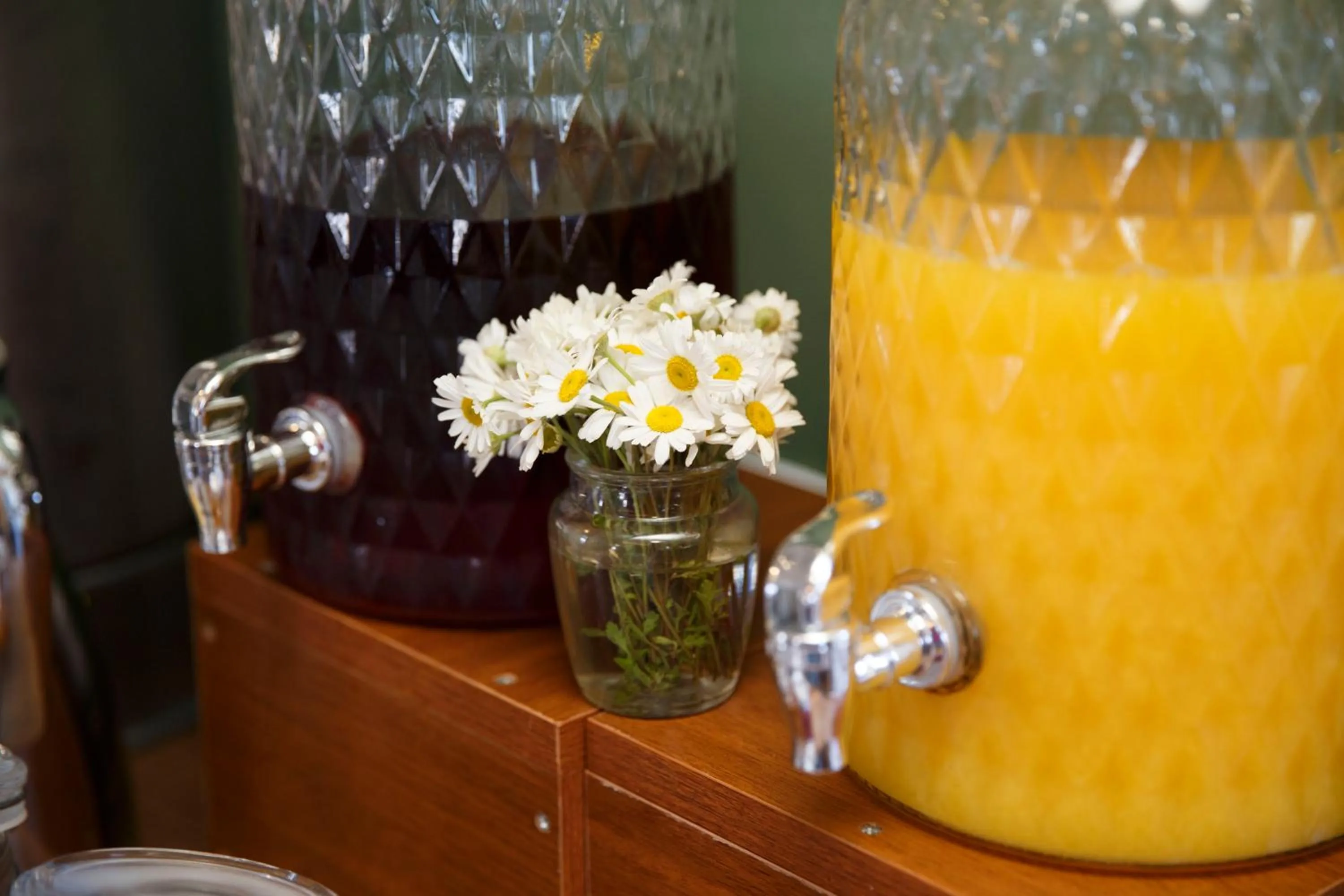 Restaurant/places to eat in Tribeca Hotel