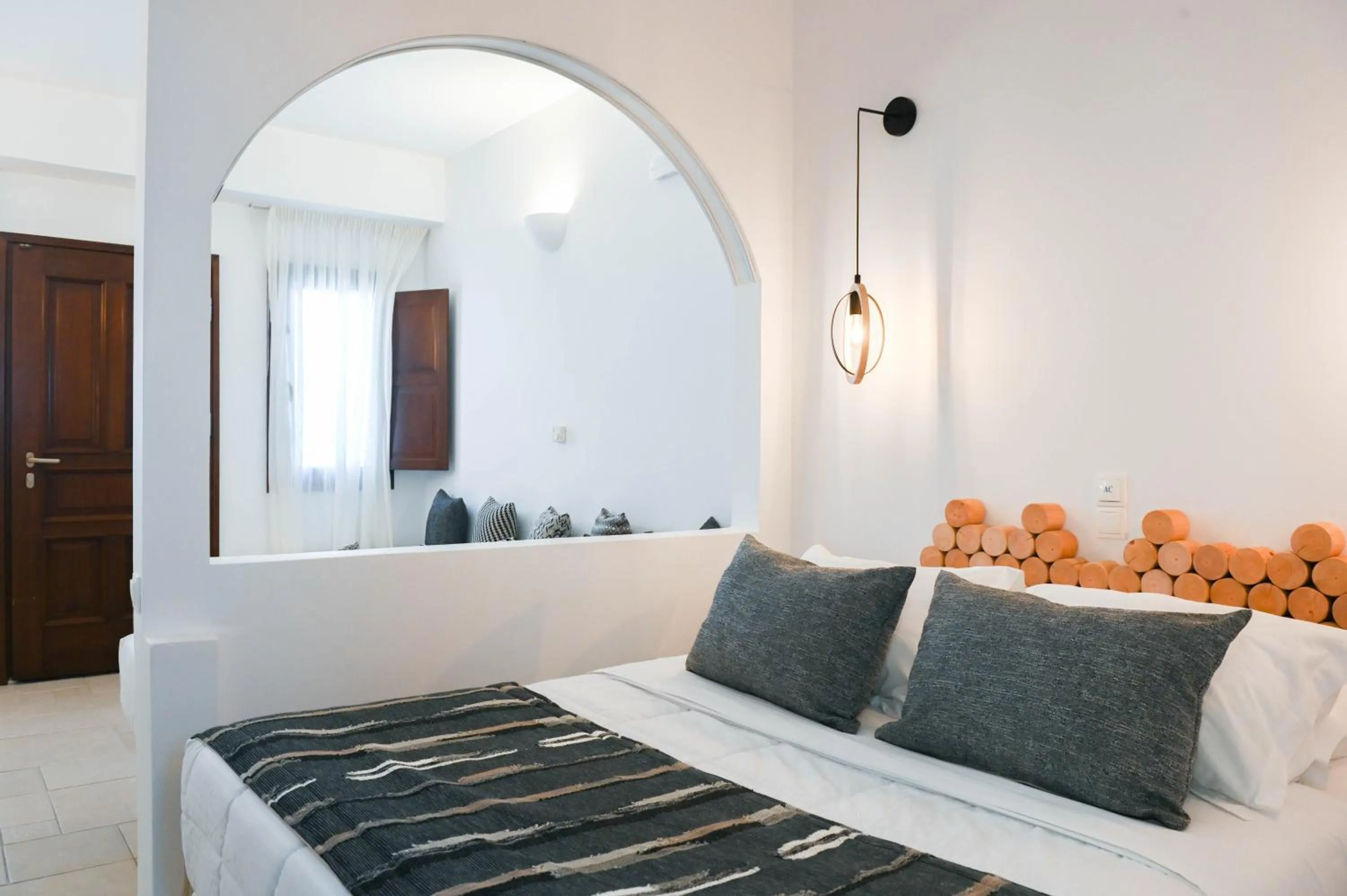 Photo of the whole room in Amerisa Suites & Villa