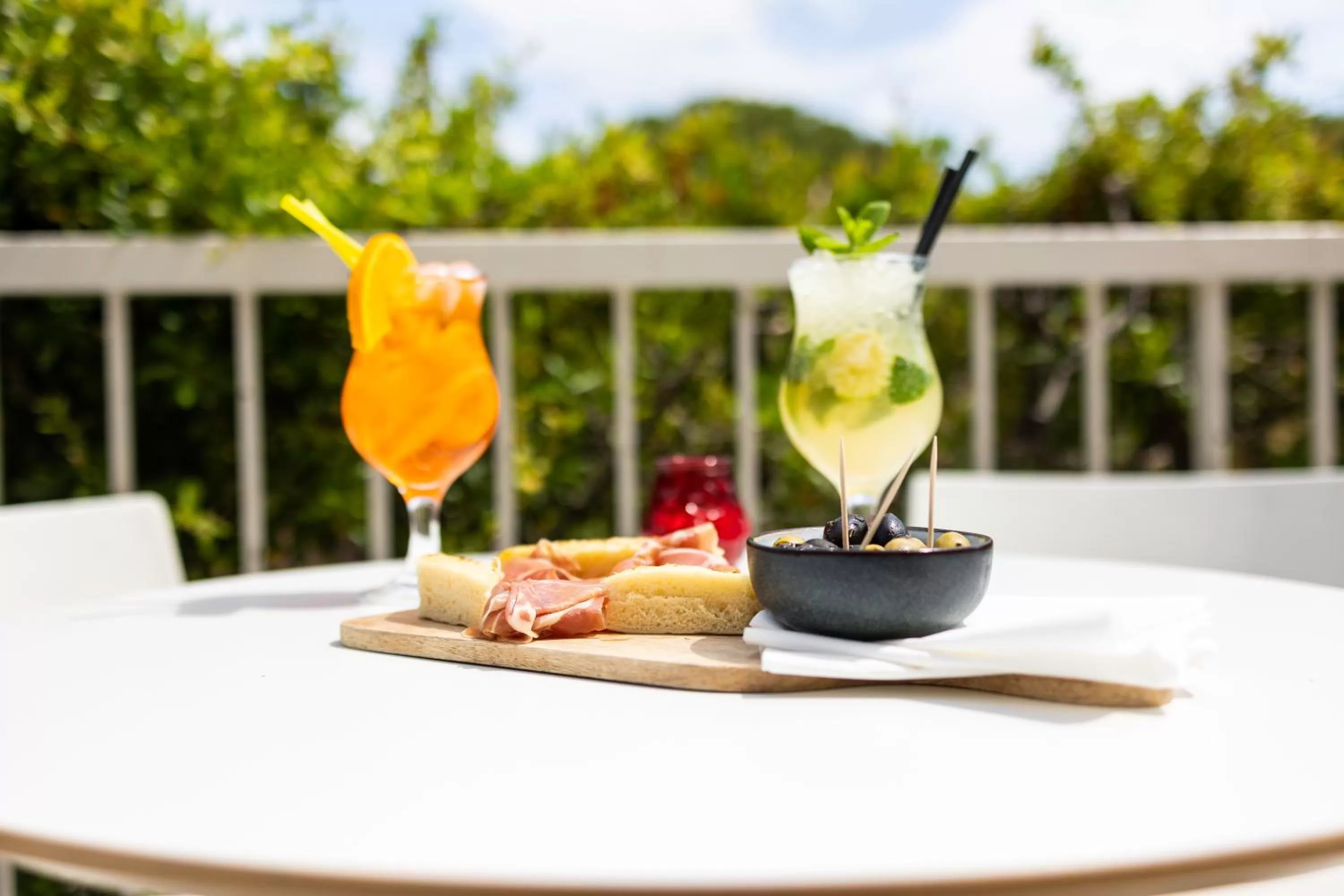 Drinks in Hôtel restaurant Kyriad Fréjus