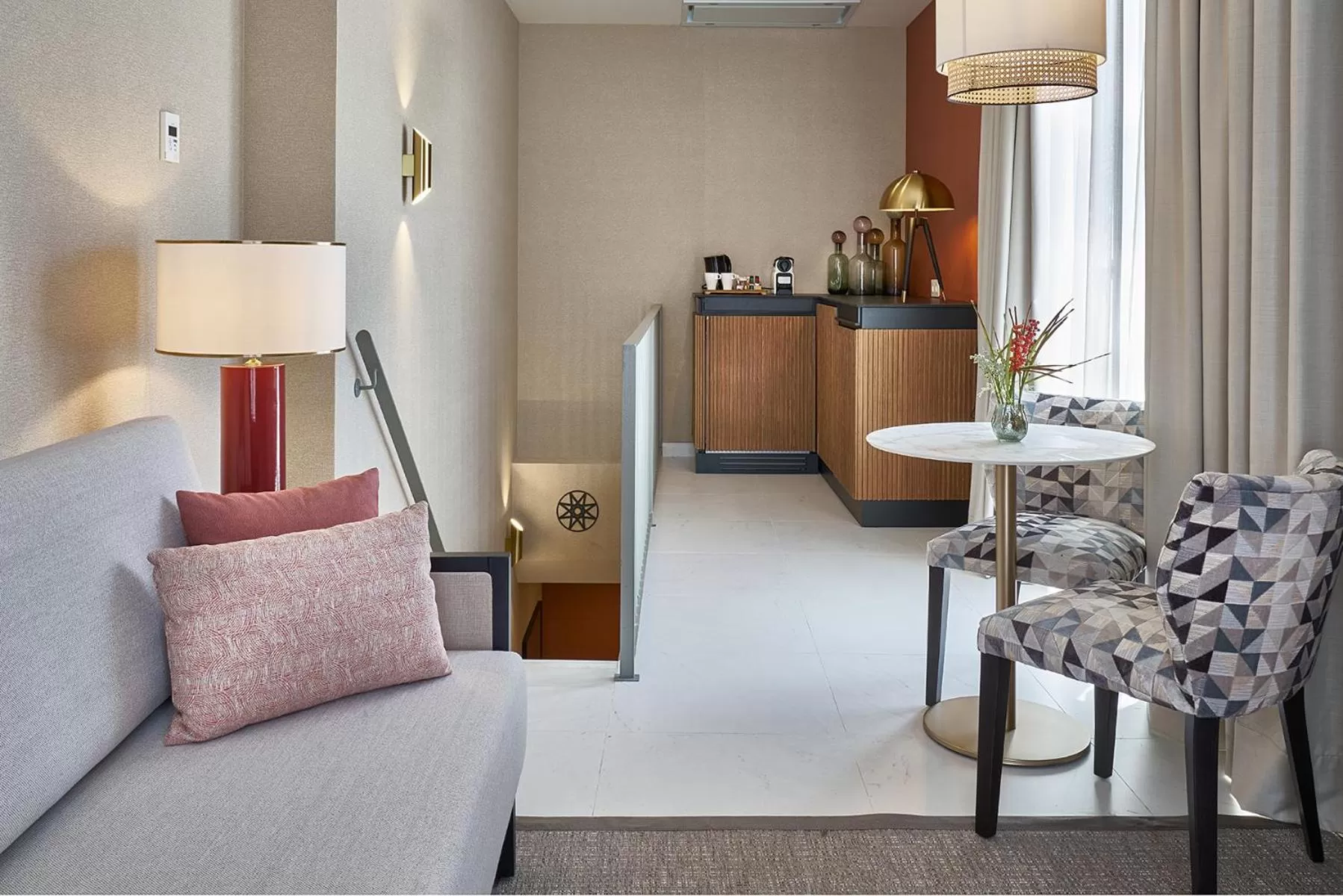 Coffee/tea facilities in Vincci Molviedro Suites Apartments