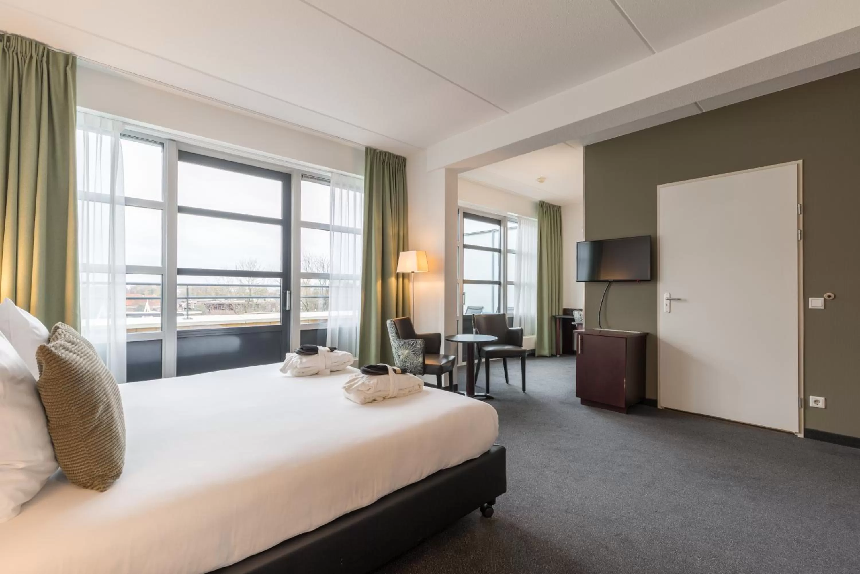 Bedroom, Bed in Amrâth Hotel Alkmaar