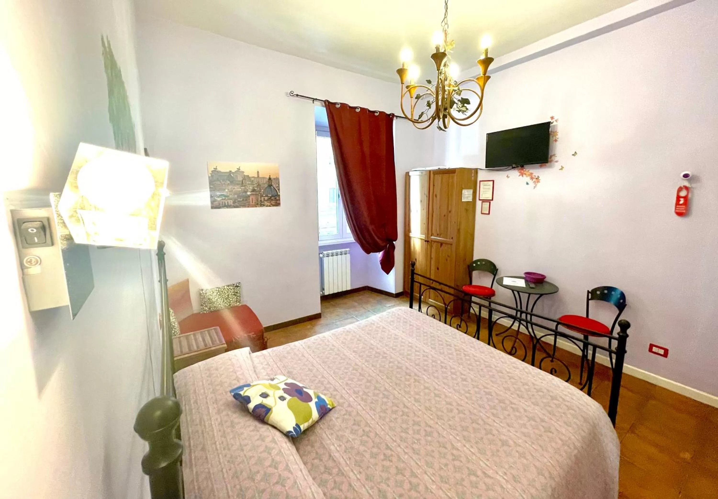 TV and multimedia, Bed in Rhome86