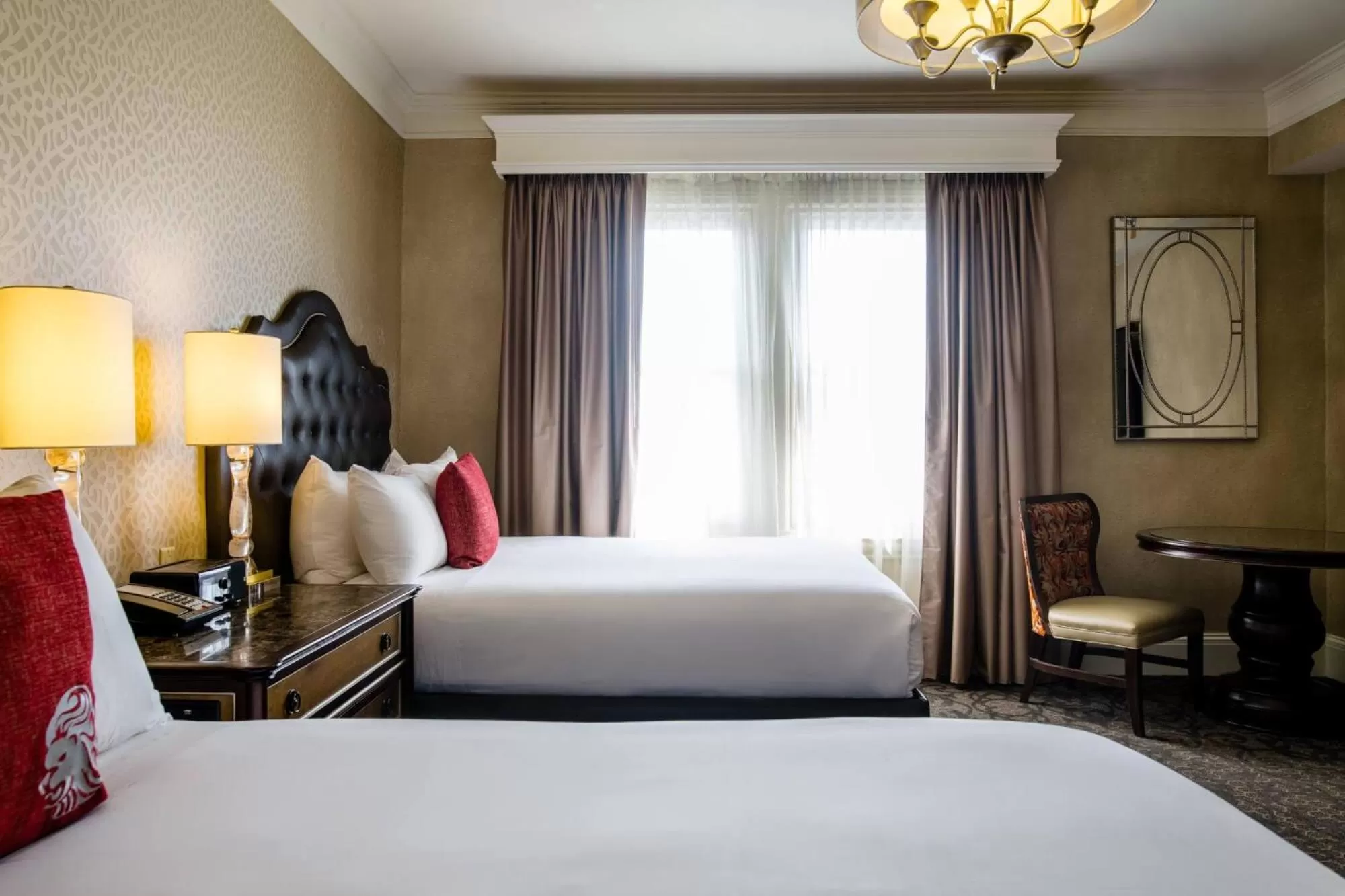 Bedroom, Bed in The Lenox