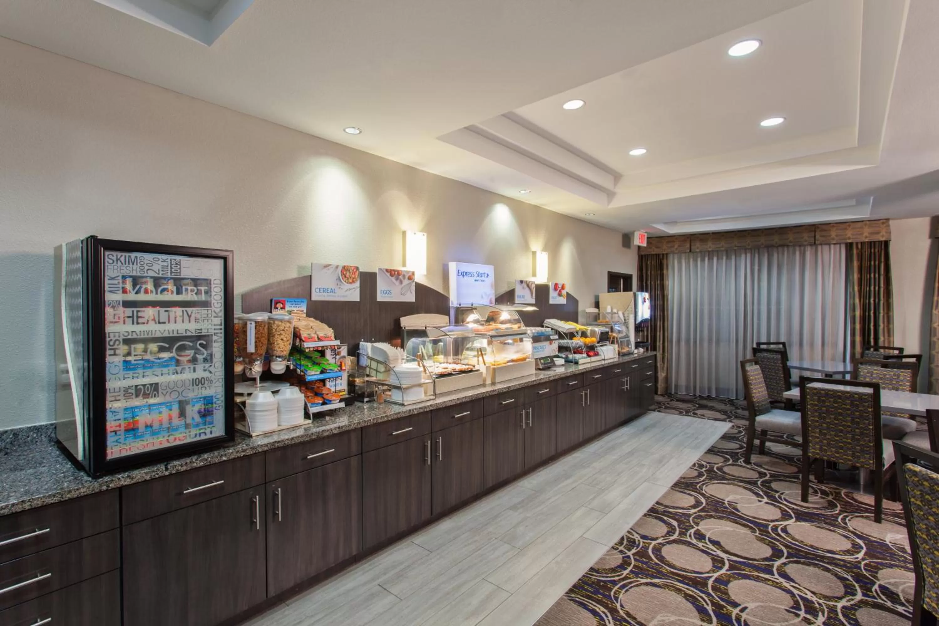 Breakfast in Holiday Inn Express & Suites Wharton by IHG