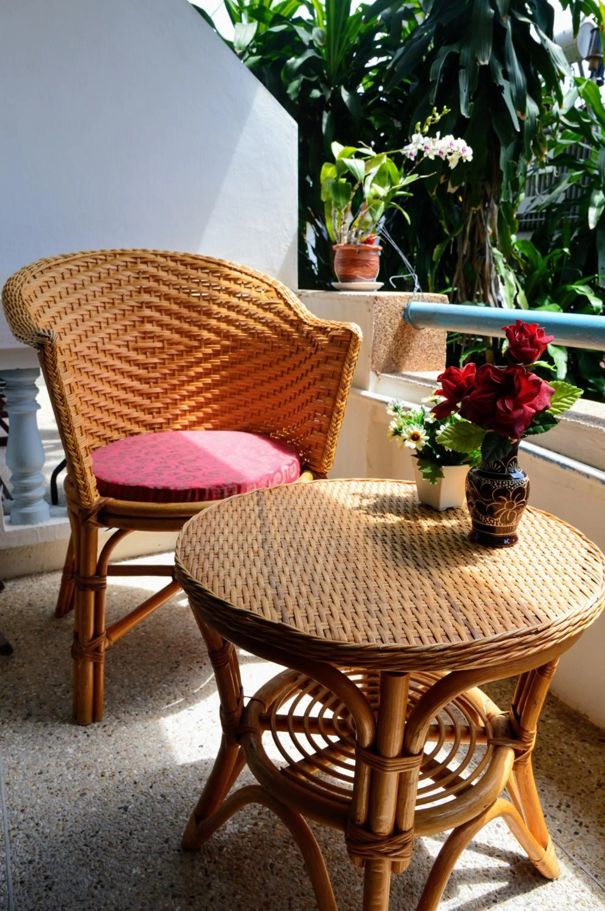 Balcony/Terrace in Bonny Hotel 4 Floors No Elevator