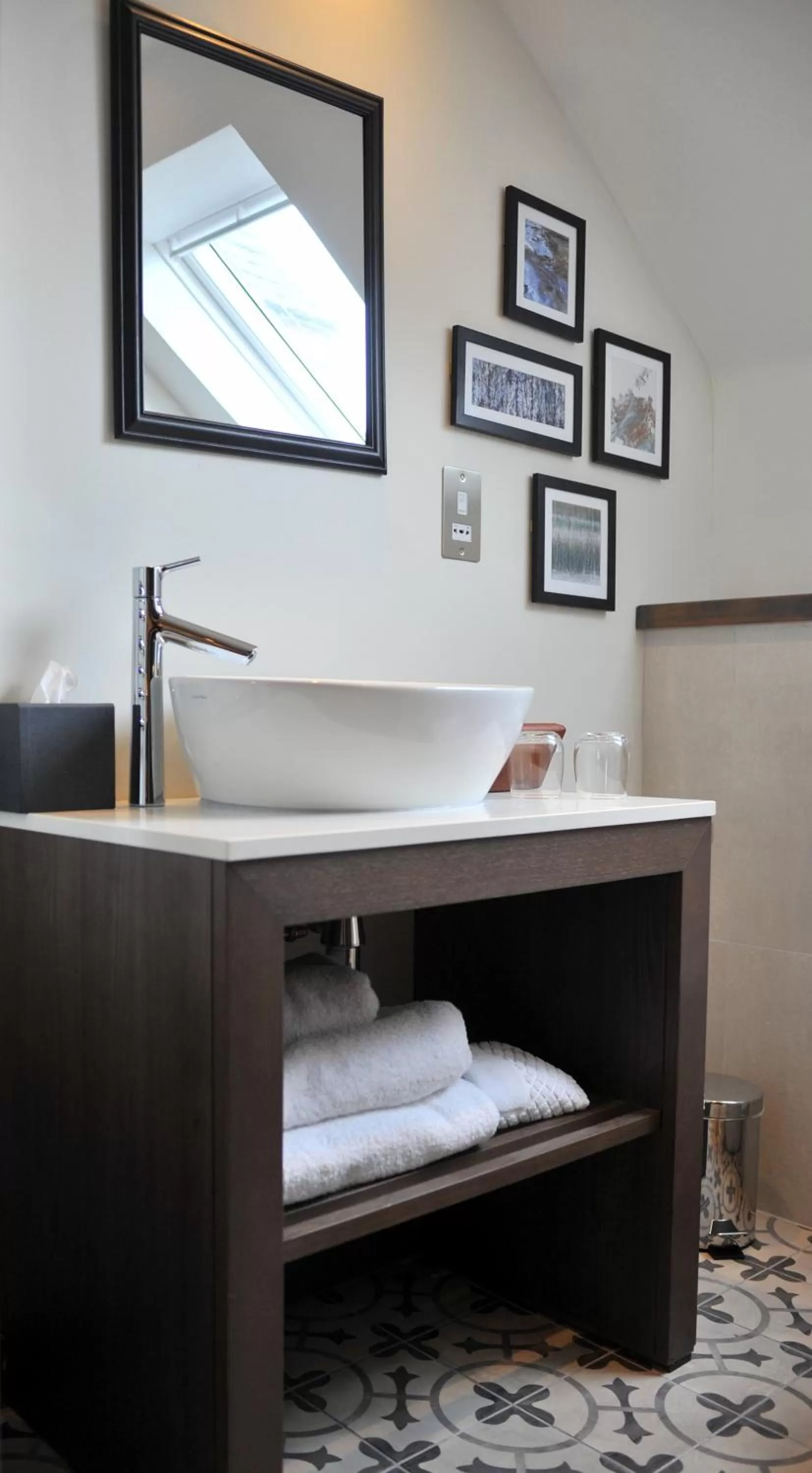 Bathroom in Marmalade