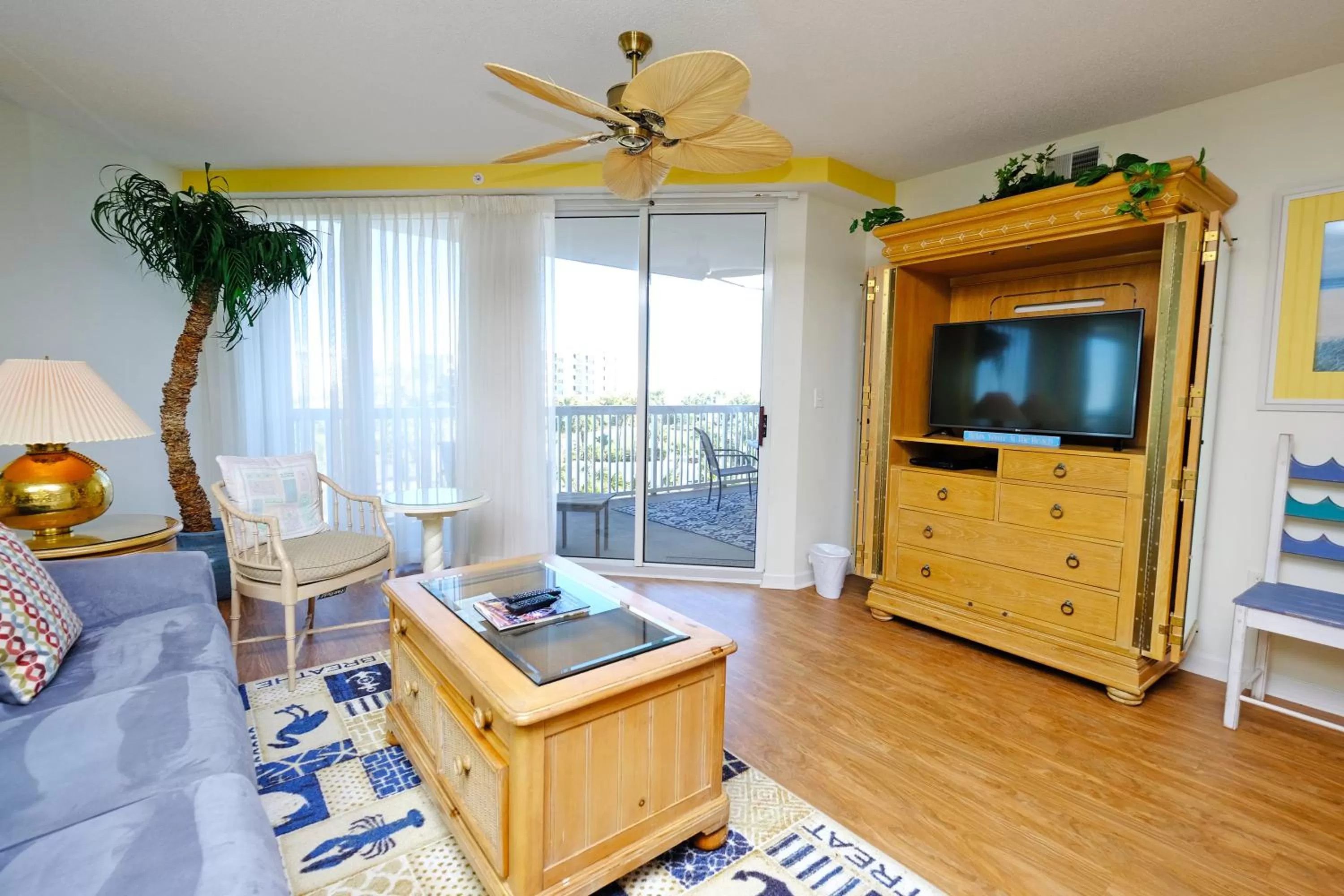 Litchfield Beach & Golf Resort