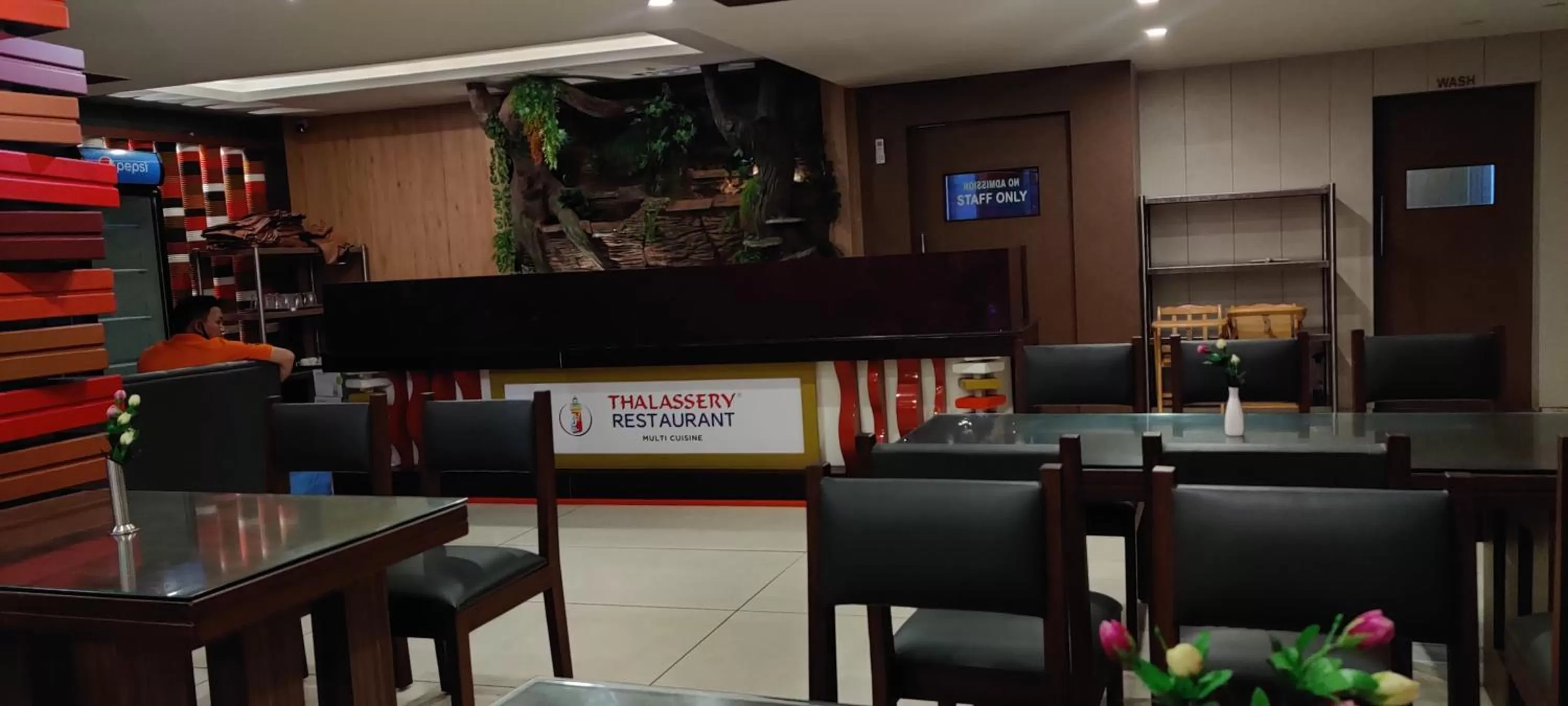 Restaurant/Places to Eat in AUHTEL Kannur