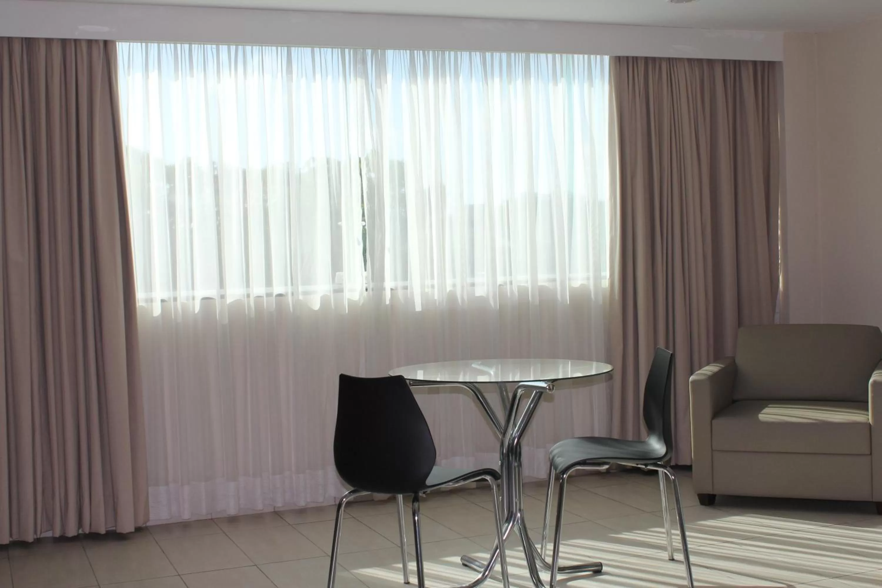 Coffee/tea facilities in Resende Inn