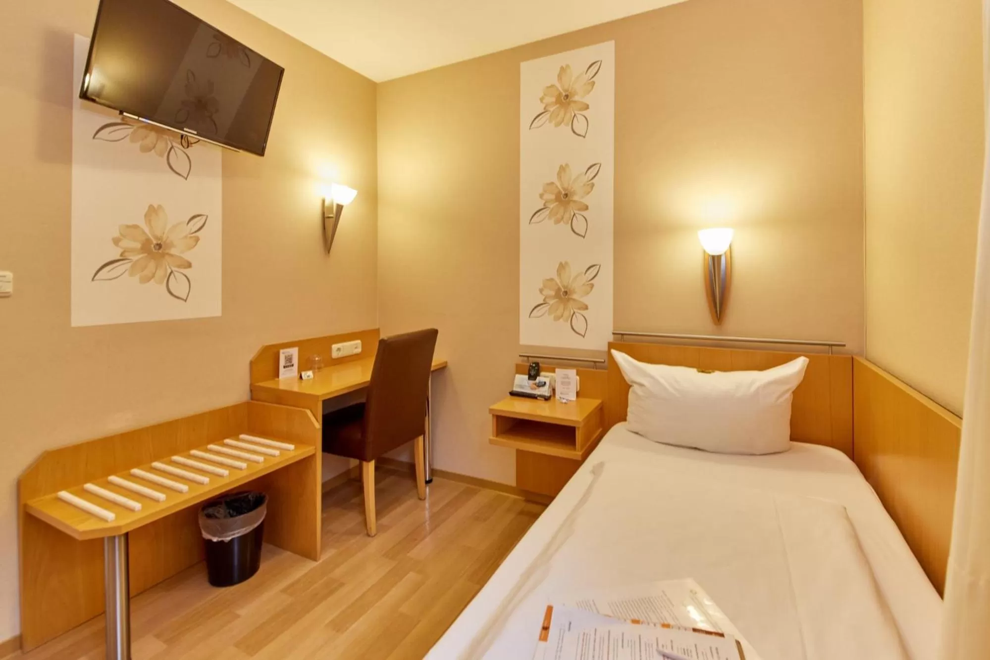 TV and multimedia, Bed in Moselhaus Weiskopf