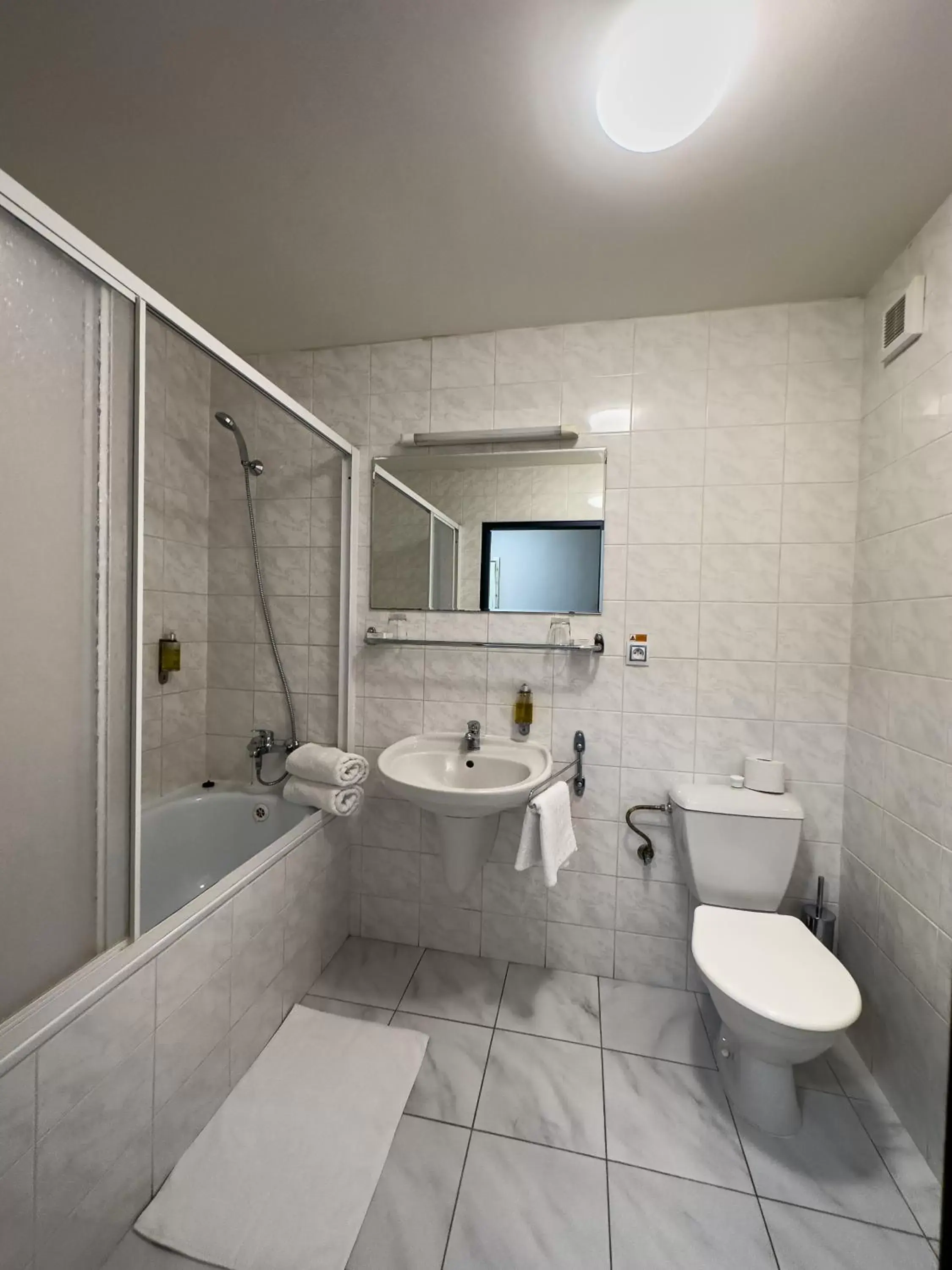 Single Room in Hotel Theresia Single Room in Hotel Theresia