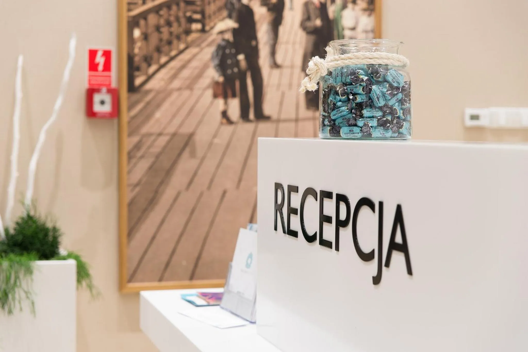 Property building, Property Logo/Sign in Hotel Molo