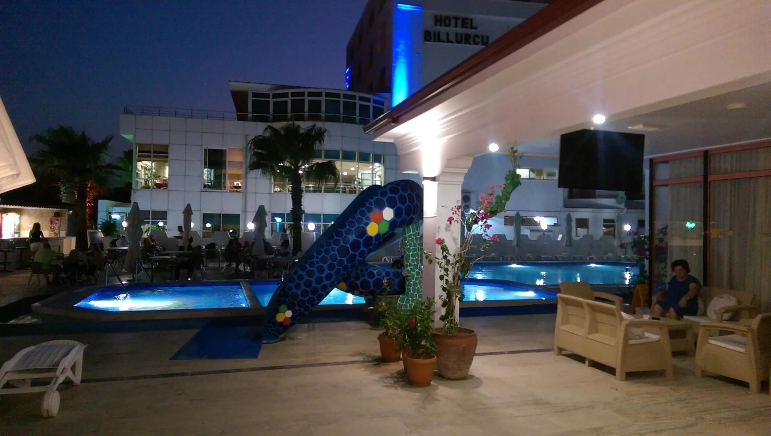 Patio in Hotel Billurcu