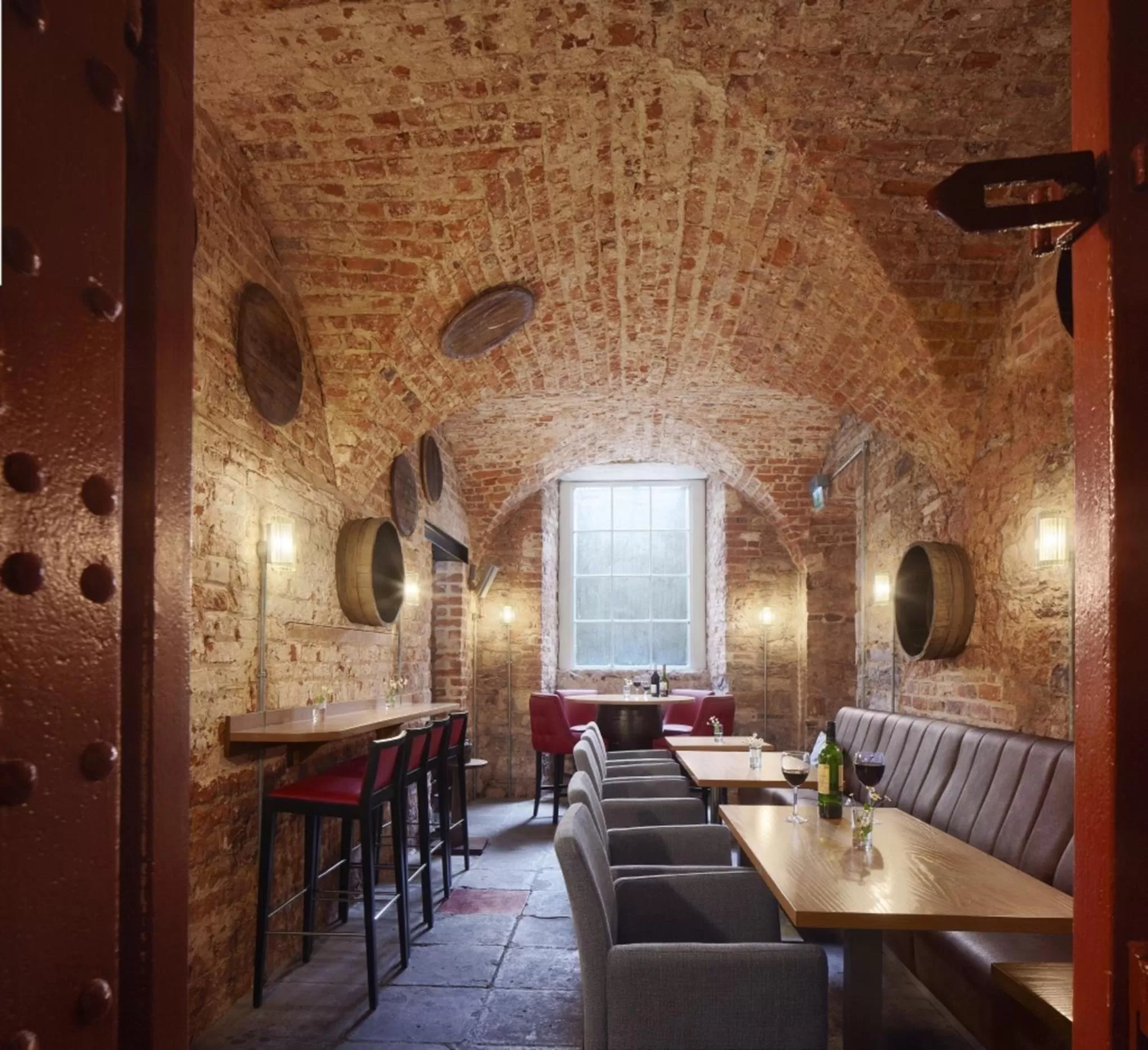 Lounge or bar in Farnham Estate Spa and Golf Resort