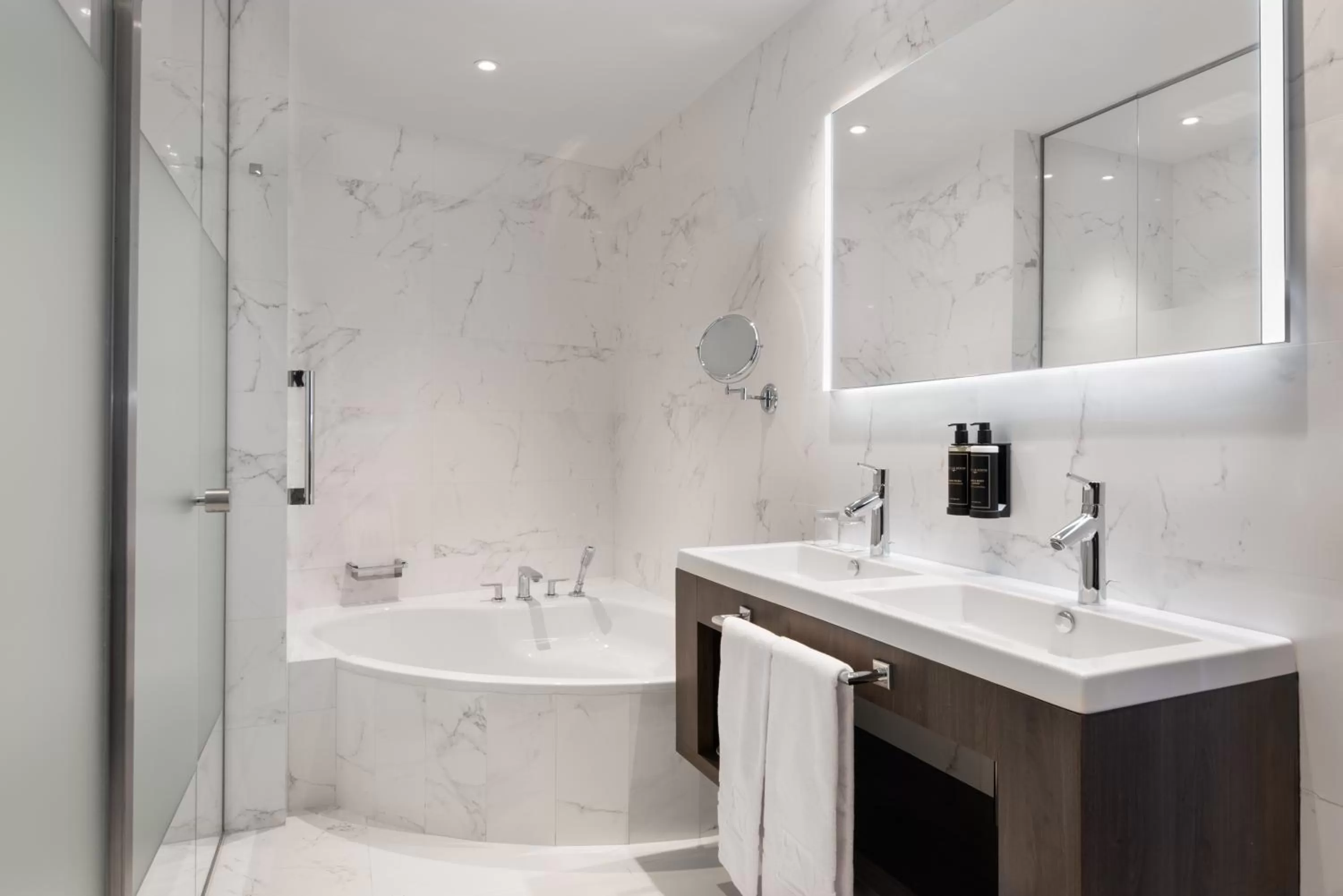 Bathroom in Eurostars Universal Lisboa