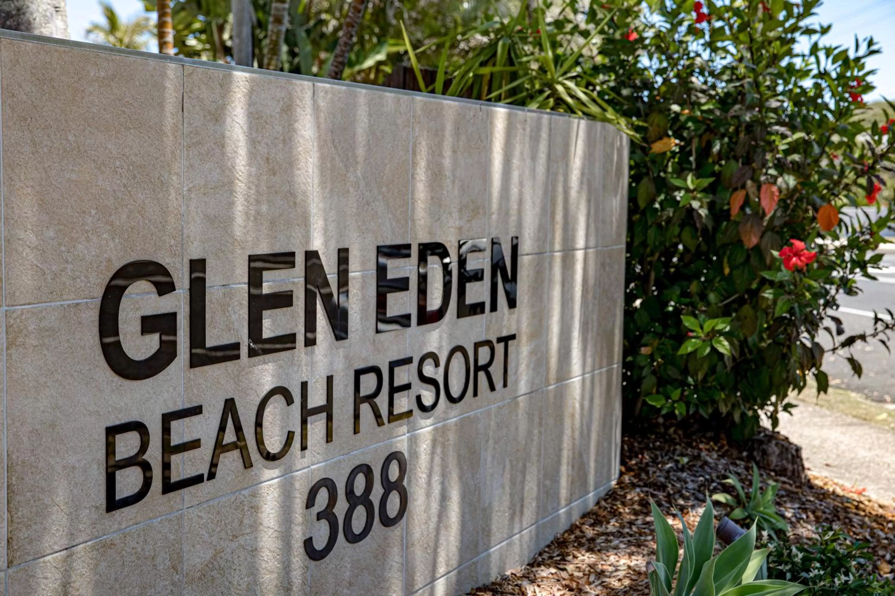 Glen Eden Beach Resort