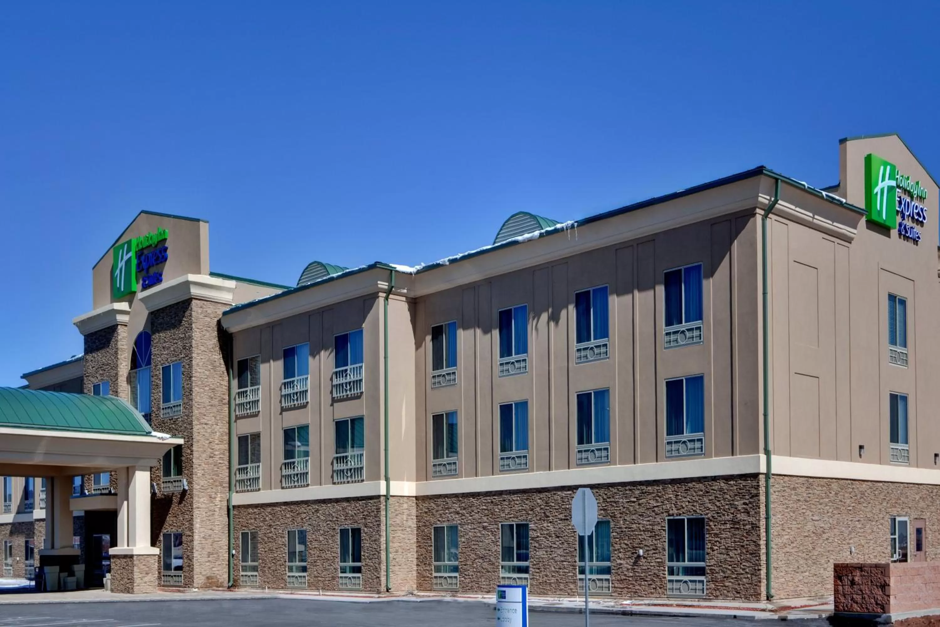 Property building in Holiday Inn Express Hotels Grants - Milan by IHG