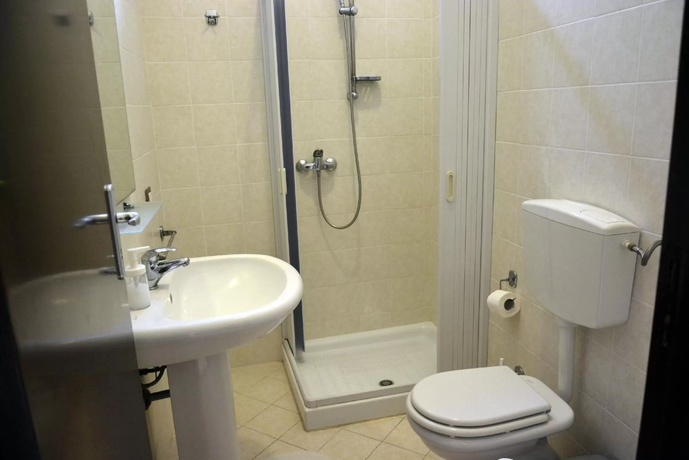 Bathroom in Antica Vittoria