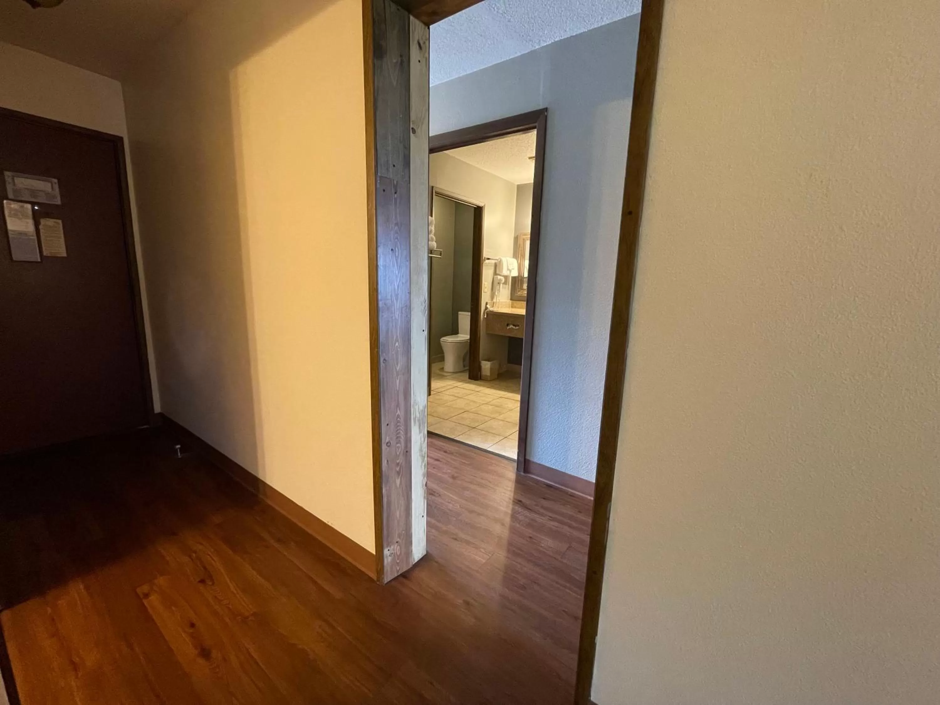 Facade/entrance in Sunnyside Inn and Suites