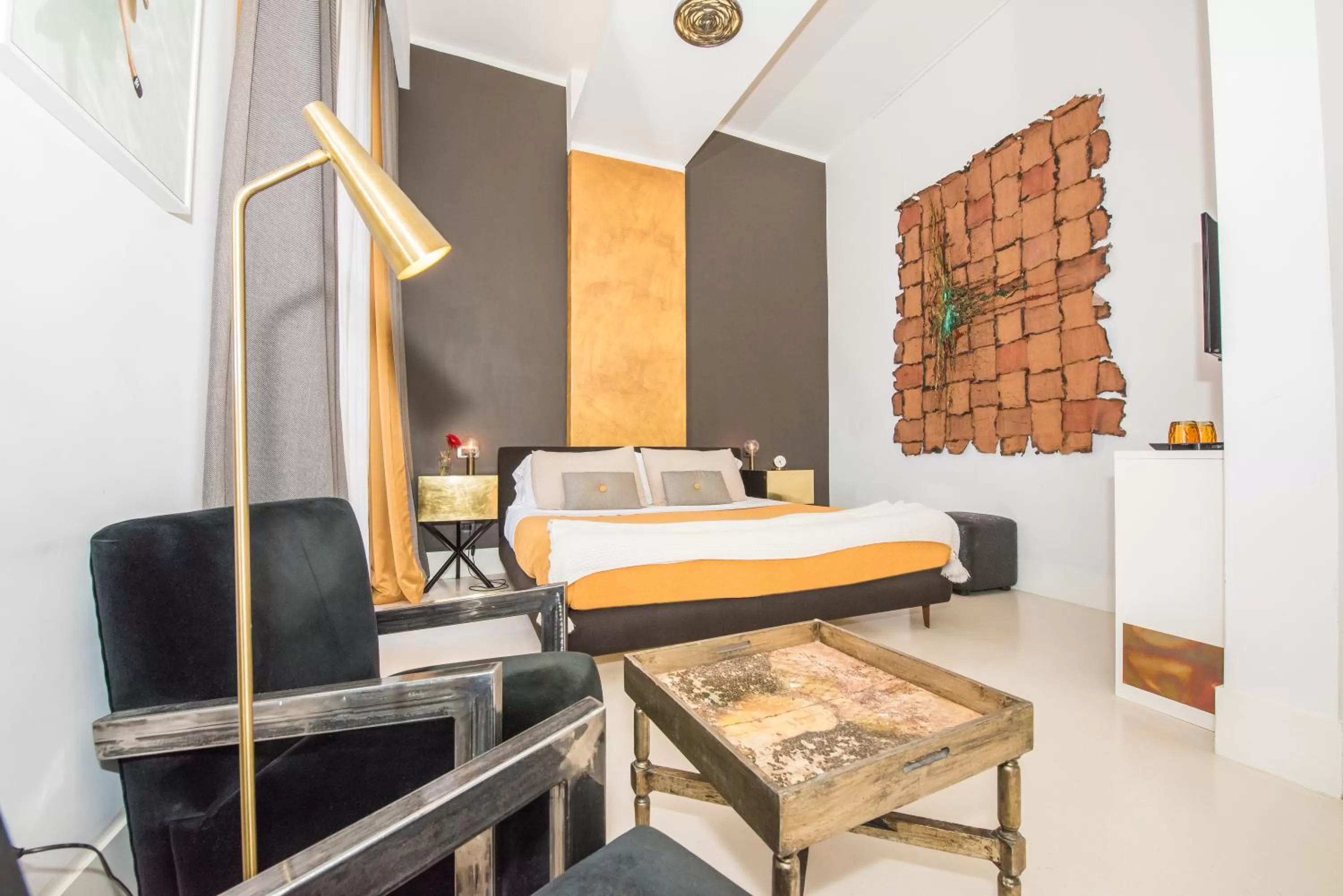 Bedroom in Piazza di Spagna 9