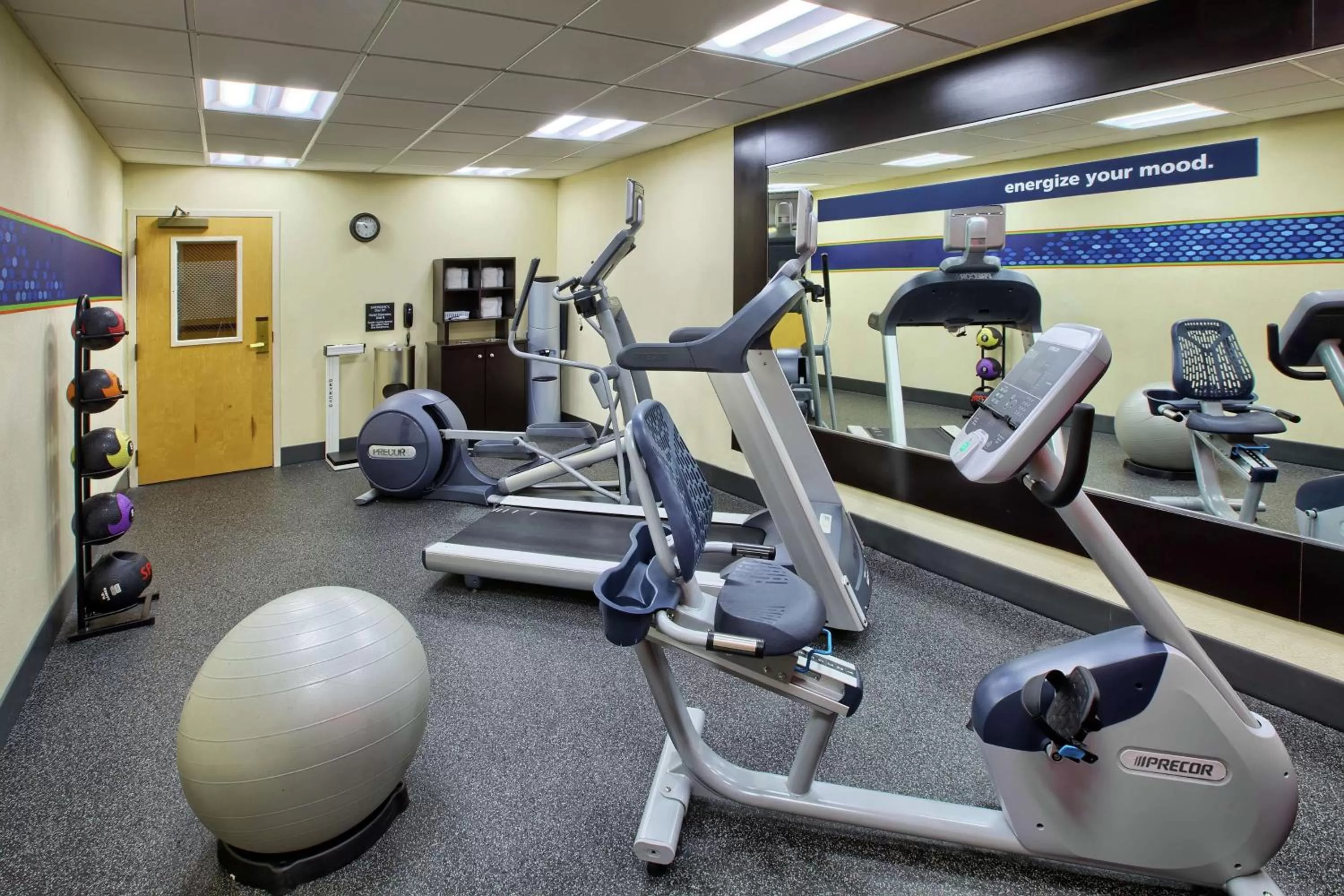 Fitness centre/facilities in Hampton Inn Raleigh/Garner