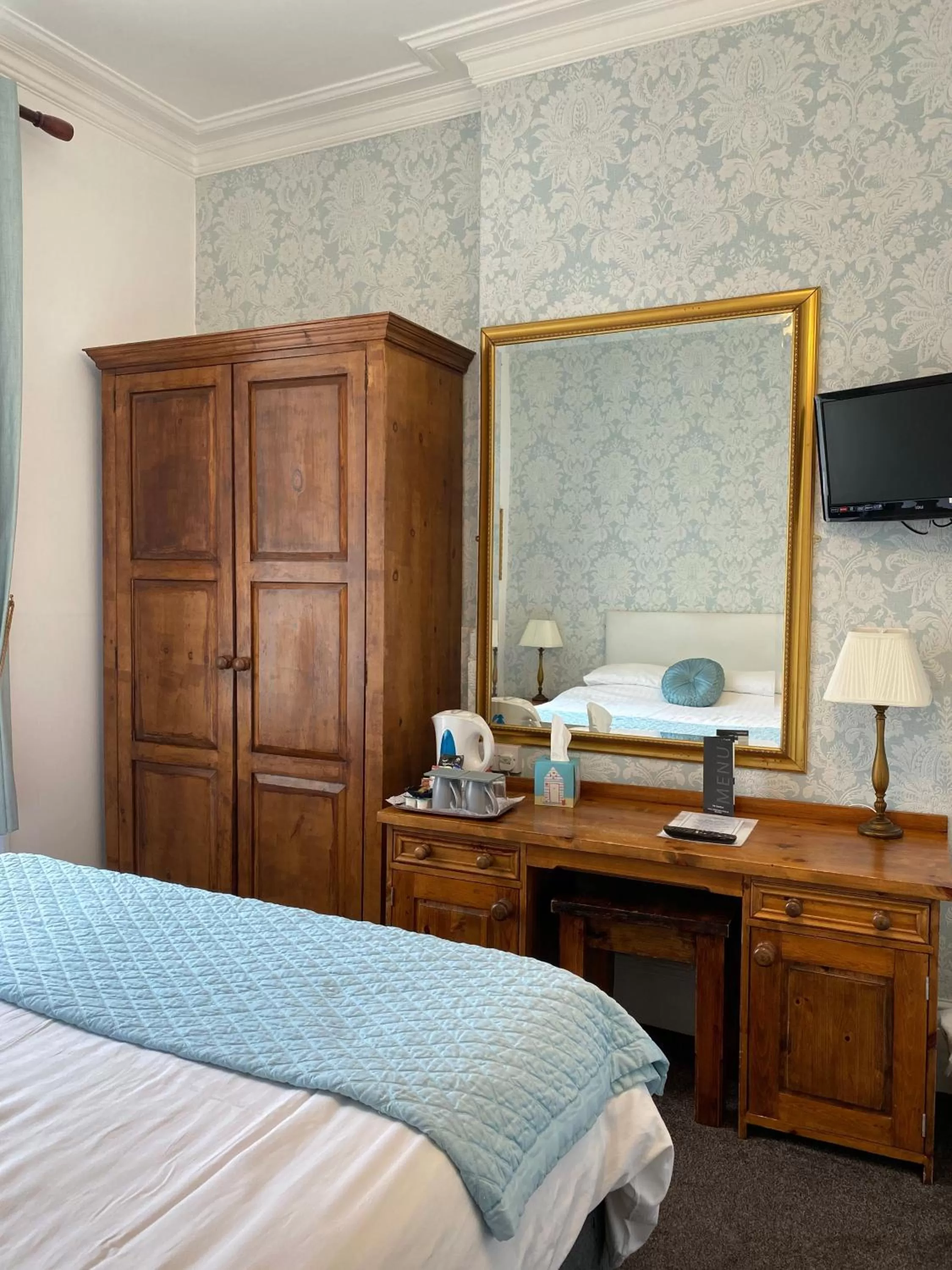 Bedroom, Bed in The Clovelly