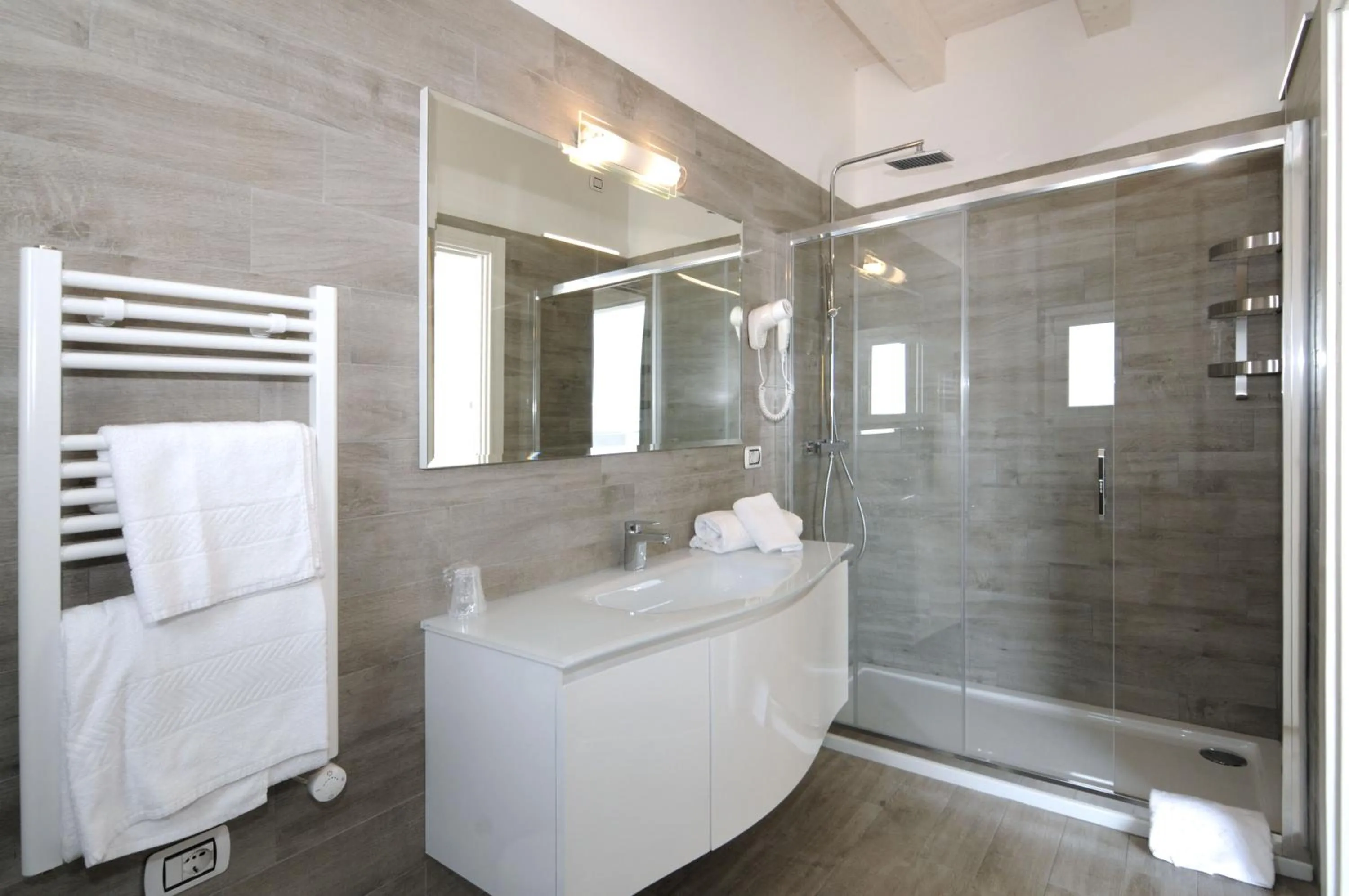 Bathroom in Hotel Austria