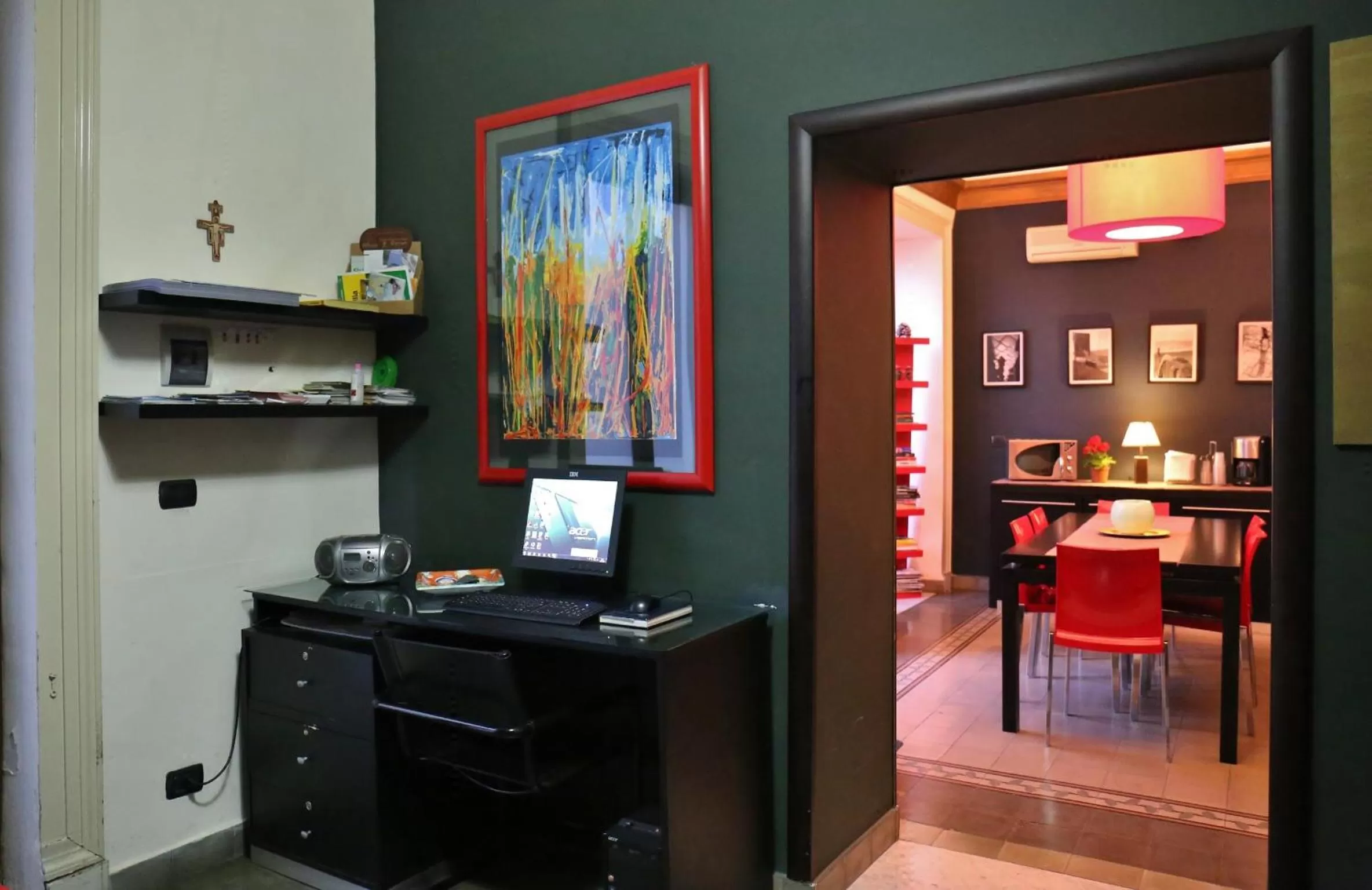 TV and multimedia in B&B Opera