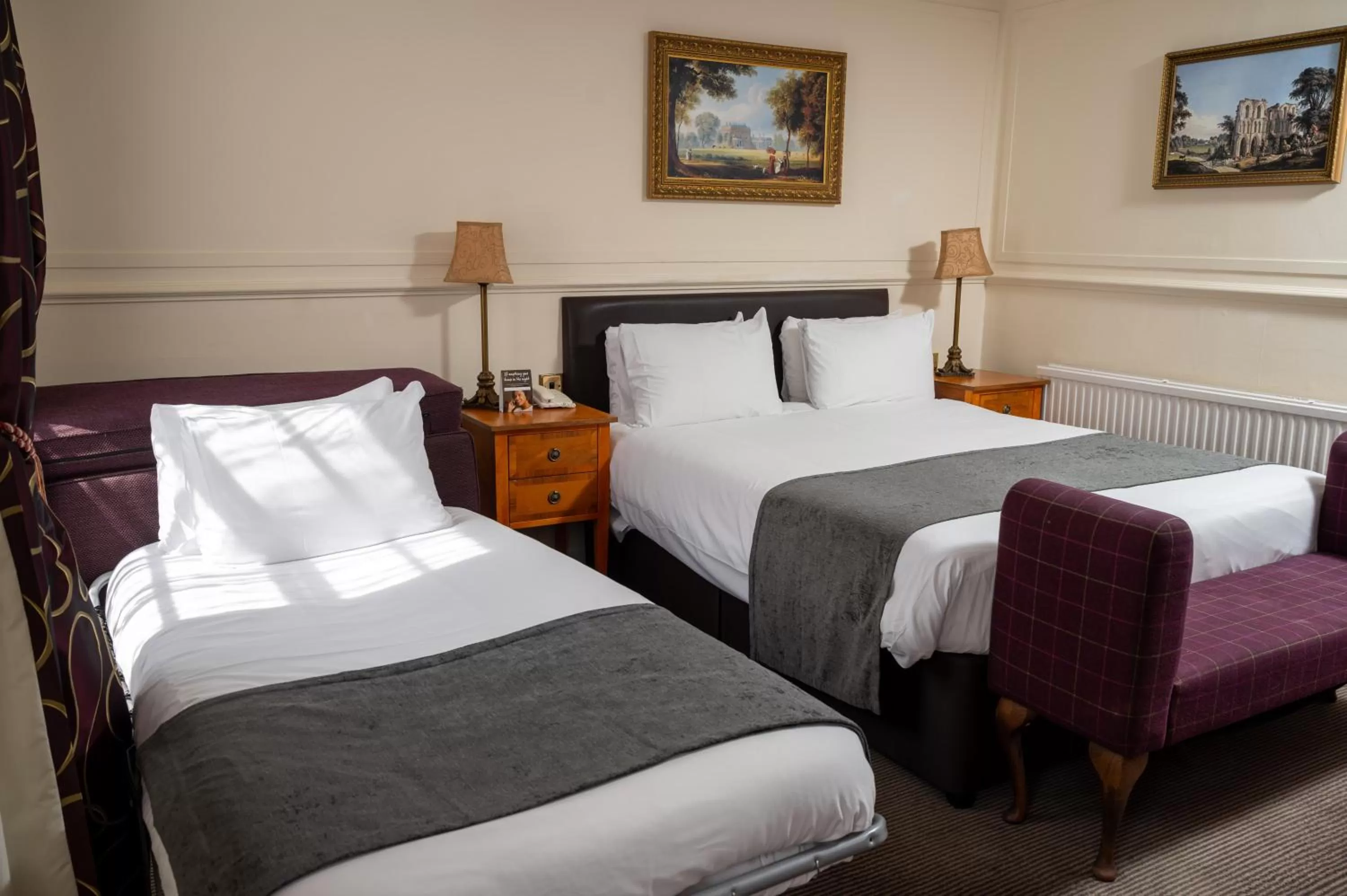 Bedroom, Bed in Antelope by Greene King Inns