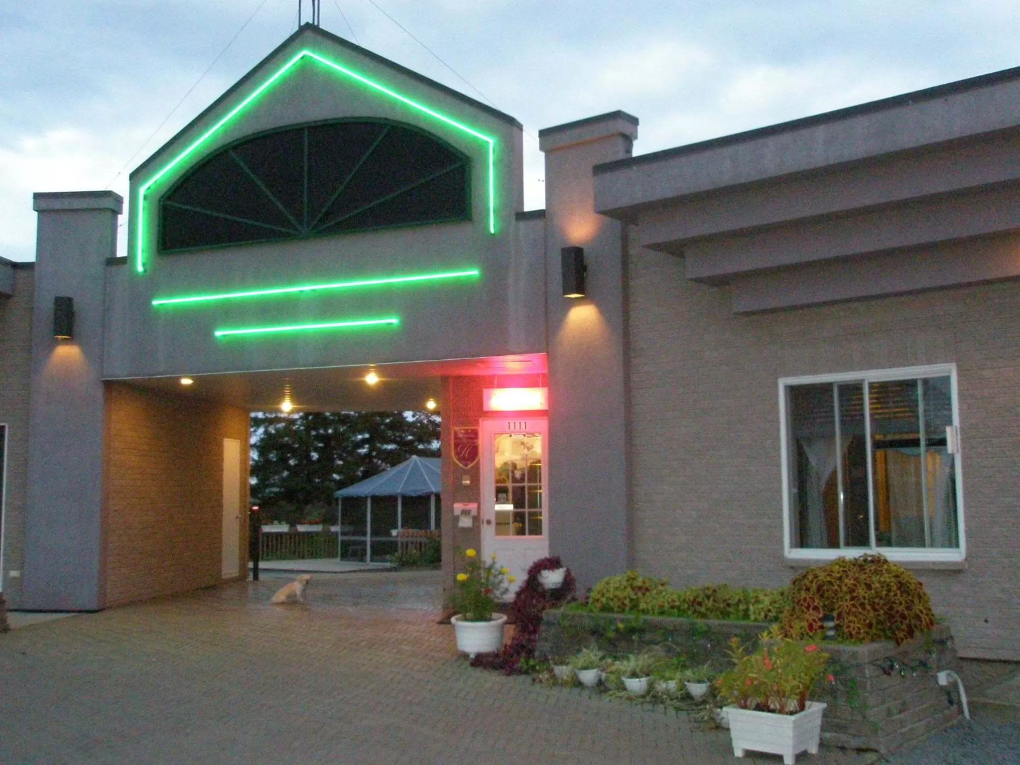 Facade/entrance in Motel Normandie