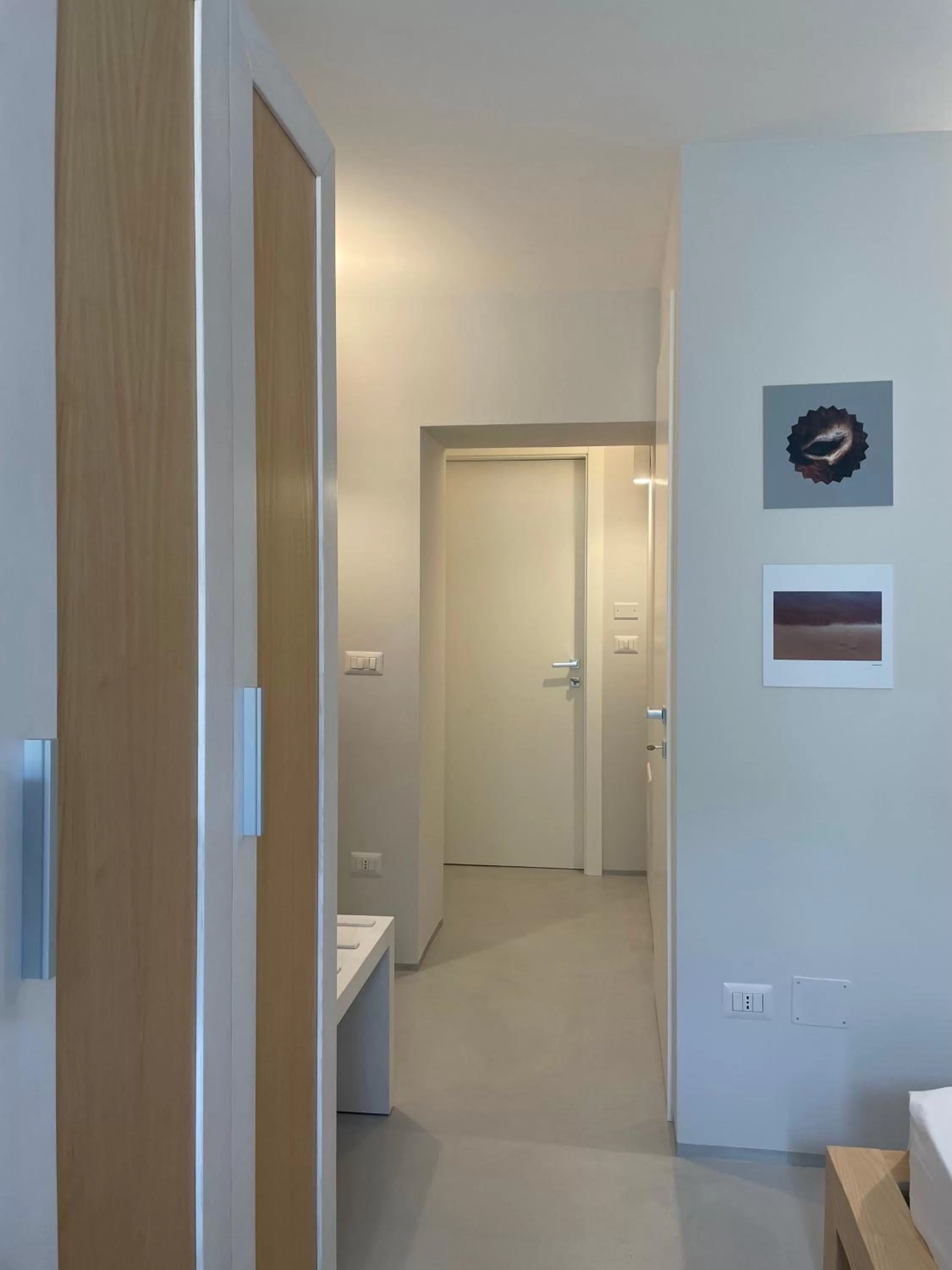 Photo of the whole room in manzoniquattro