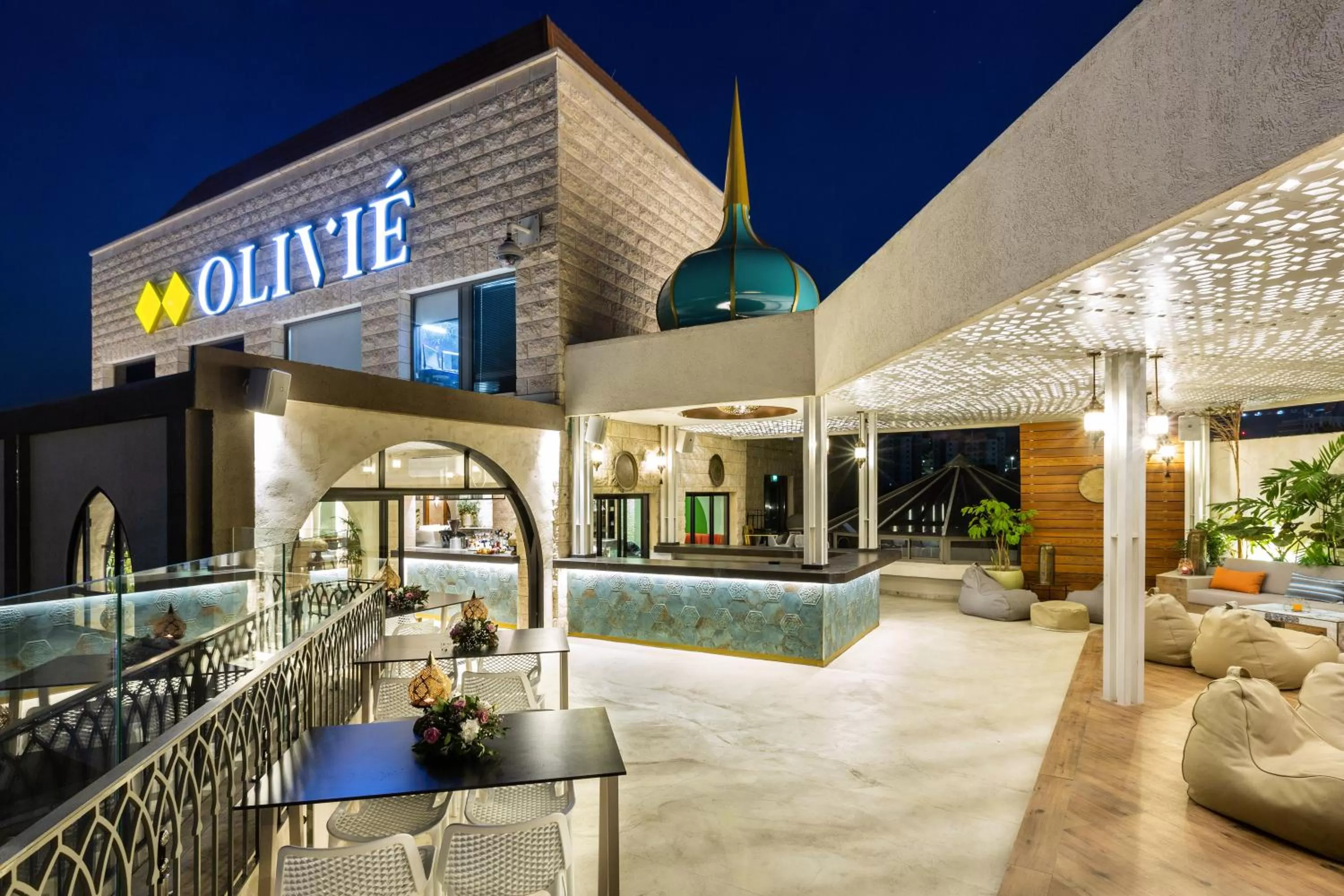 Nightclub / DJ in Ramada Olivie Nazareth