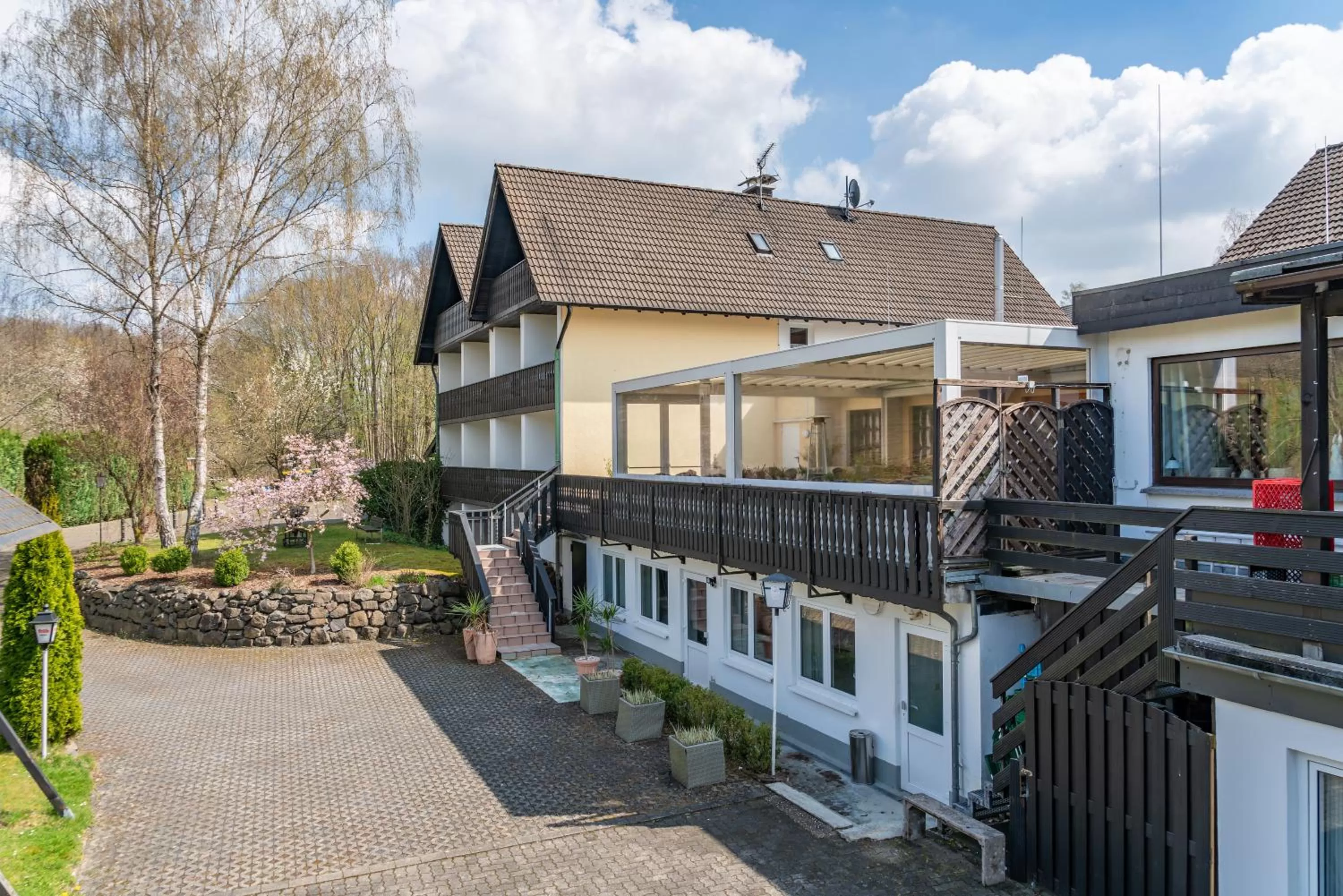 Property building in Bierenbacher Hof