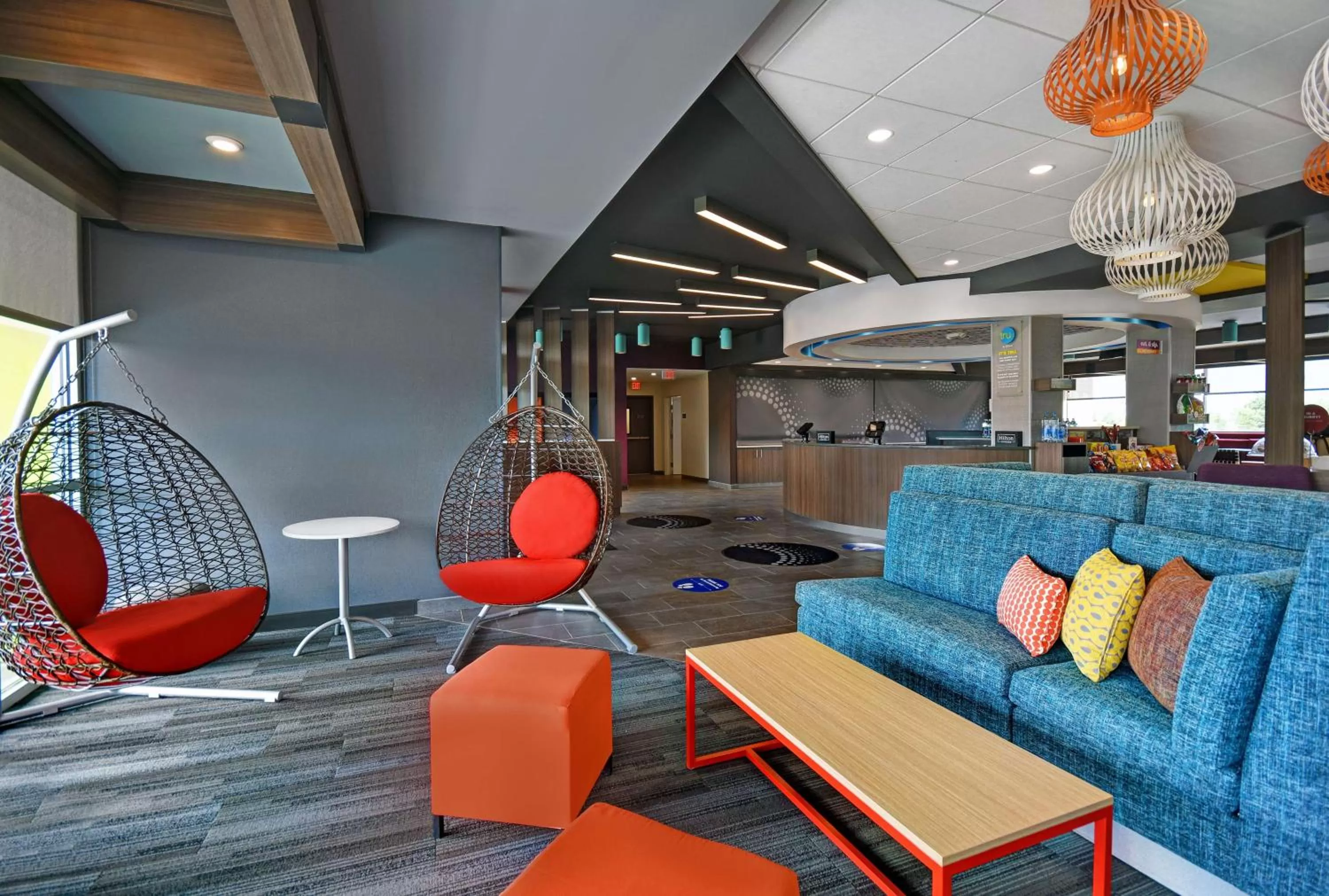 Lobby or reception in Tru By Hilton Monroe, MI